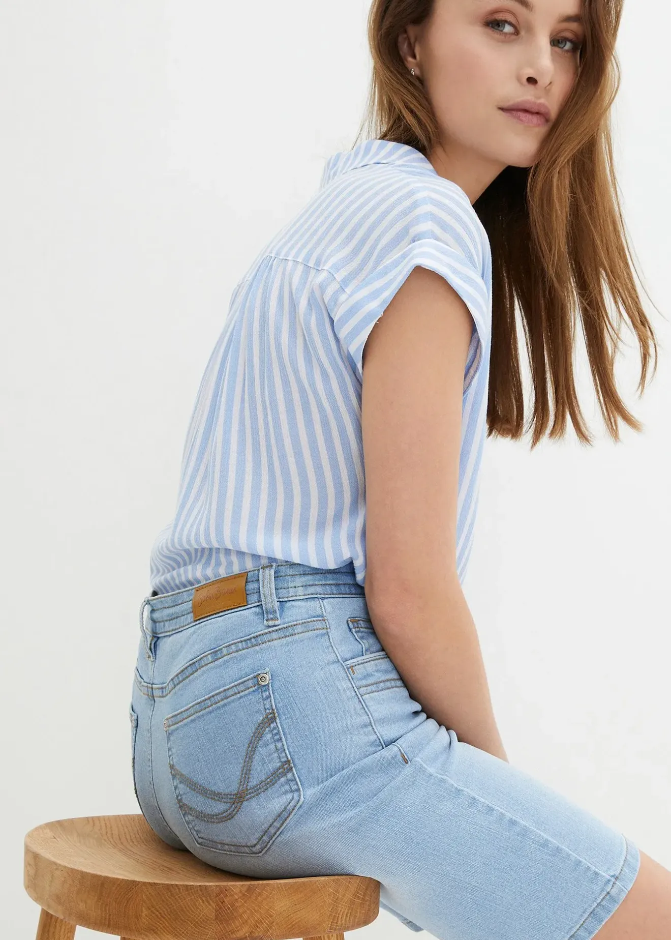 Femme bonprix Shorts|Jeans|Bermuda en jean, coupe slim, taille mi-haute