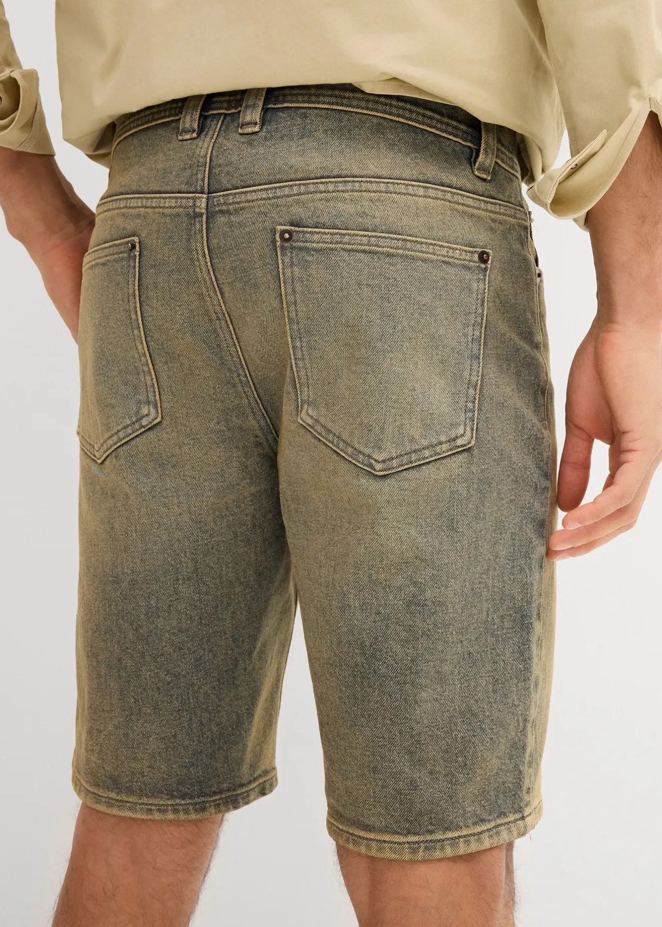 bonprix Bermuda en jean délavé effet sali, Regular|Homme Shorts|Jeans