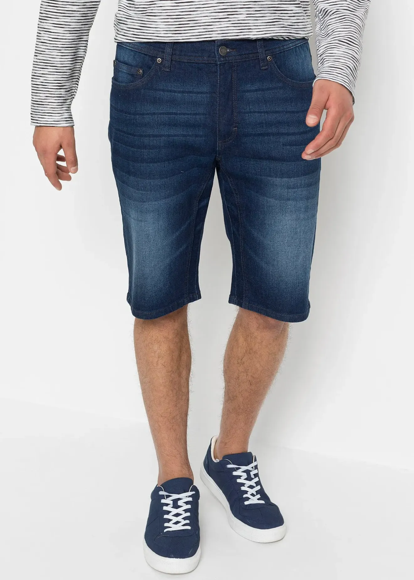 Homme bonprix Shorts|Jeans|Bermuda en jean extensible avec entrejambe renforcé, regular