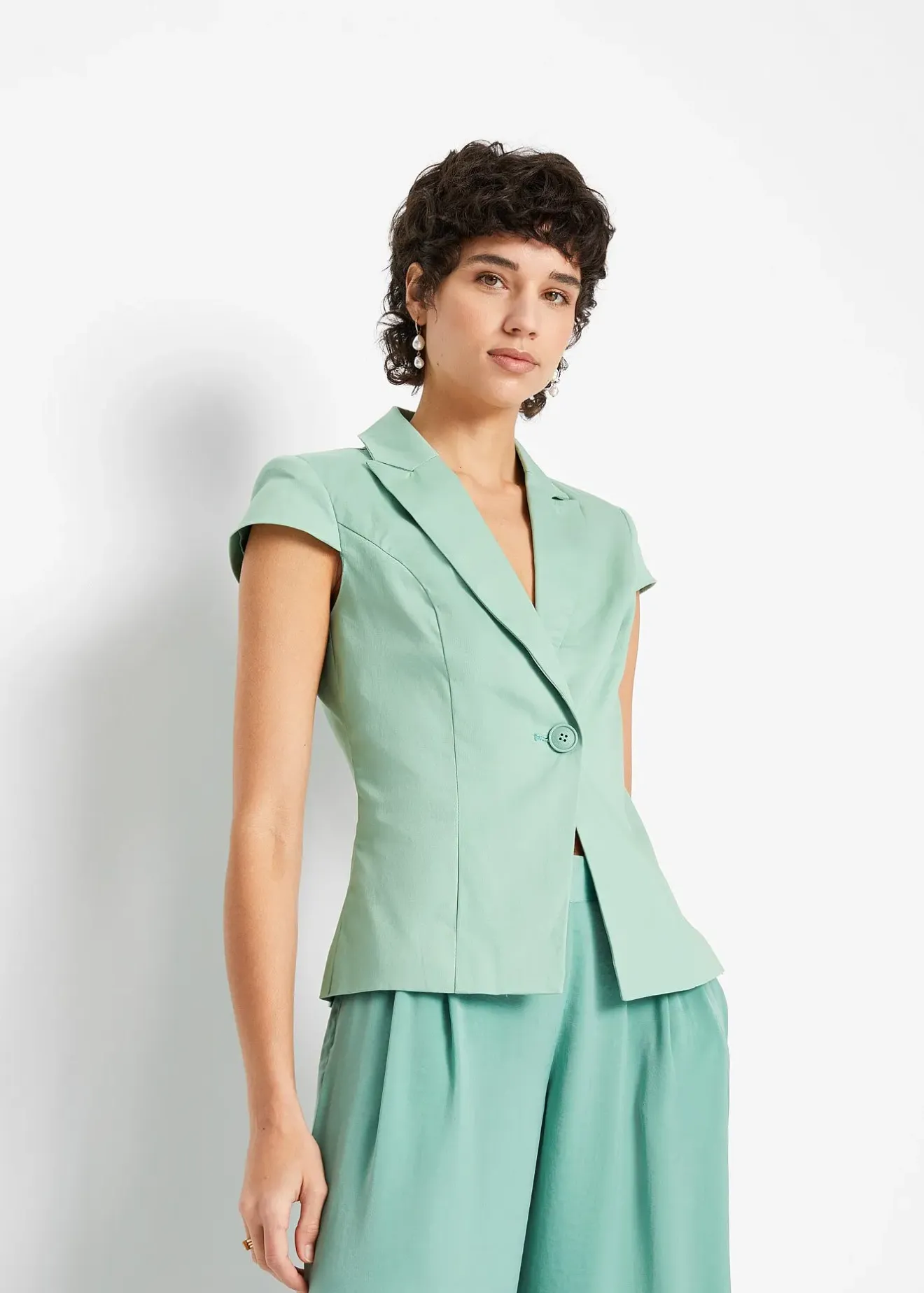 bonprix Blazer à manches courtes en satin de coton|Femme Blazers