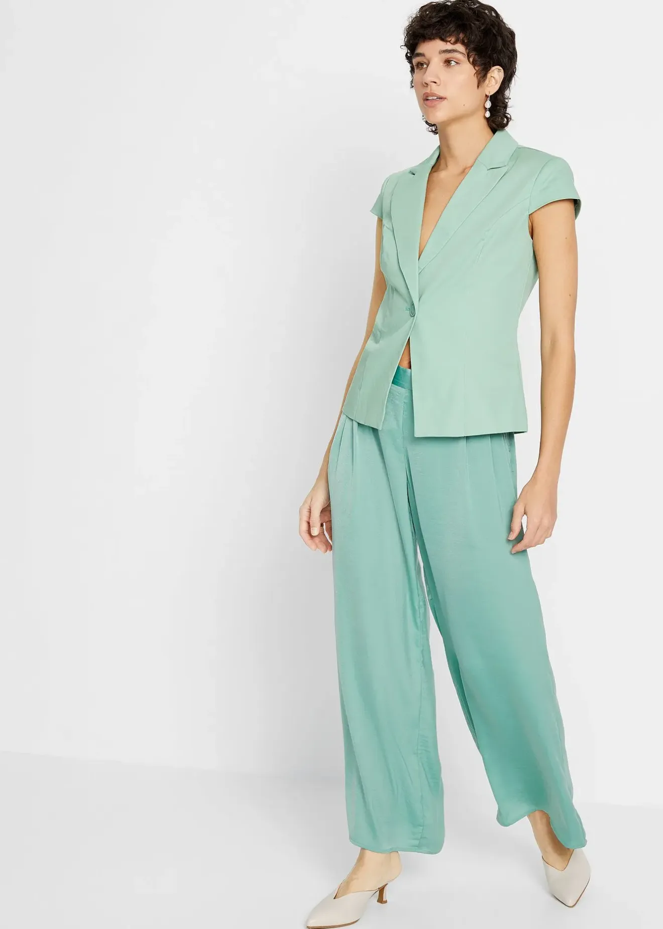 bonprix Blazer à manches courtes en satin de coton|Femme Blazers