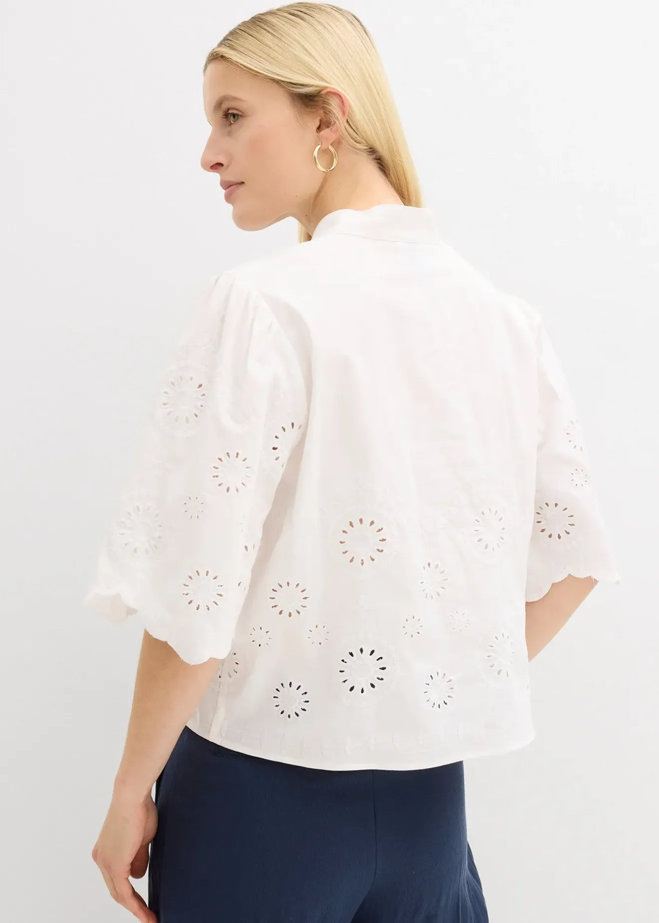 bonprix Blouse courte à broderies anglaises|Femme Chemisiers