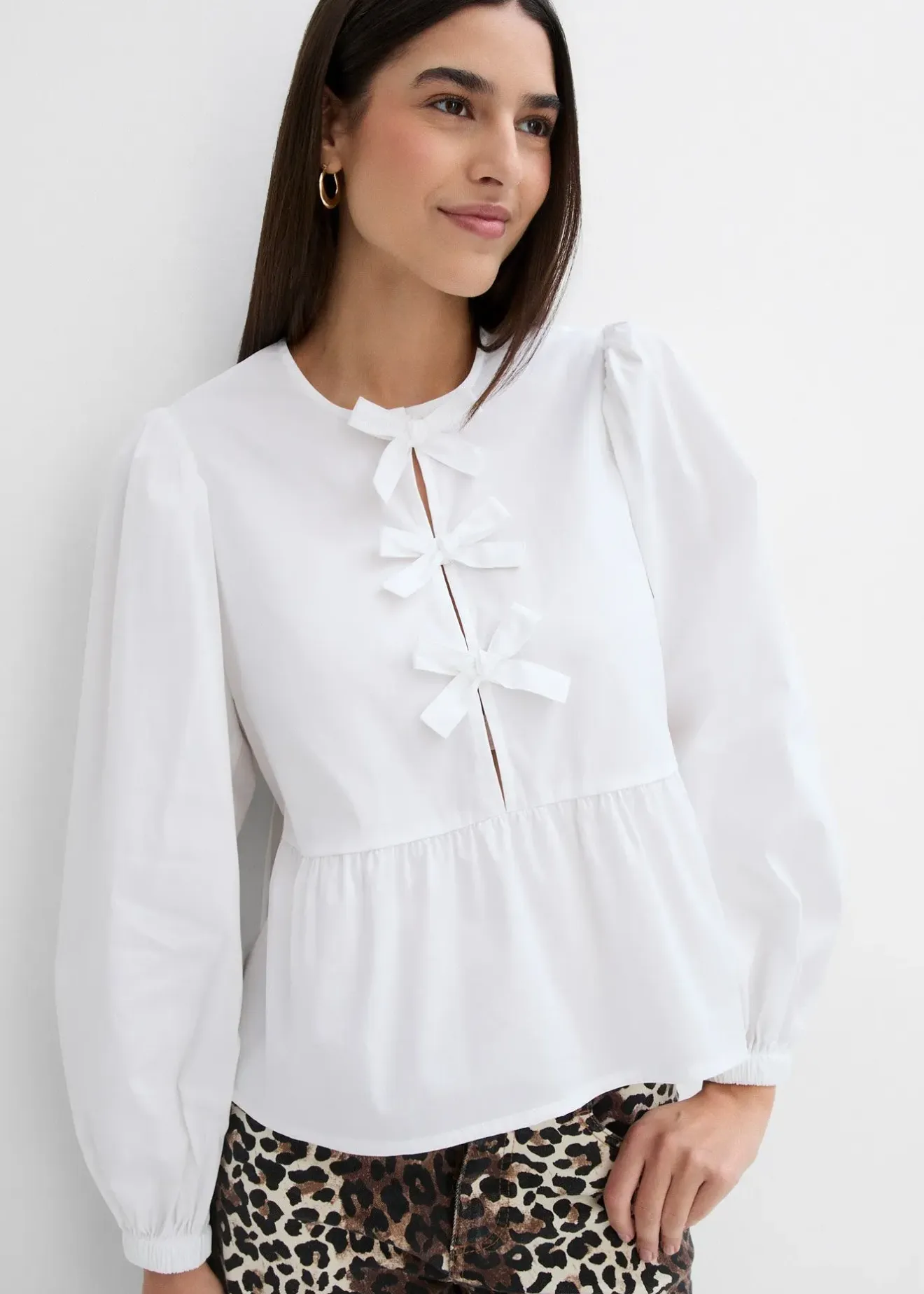 bonprix Blouse ornée de nœuds|Femme Chemisiers