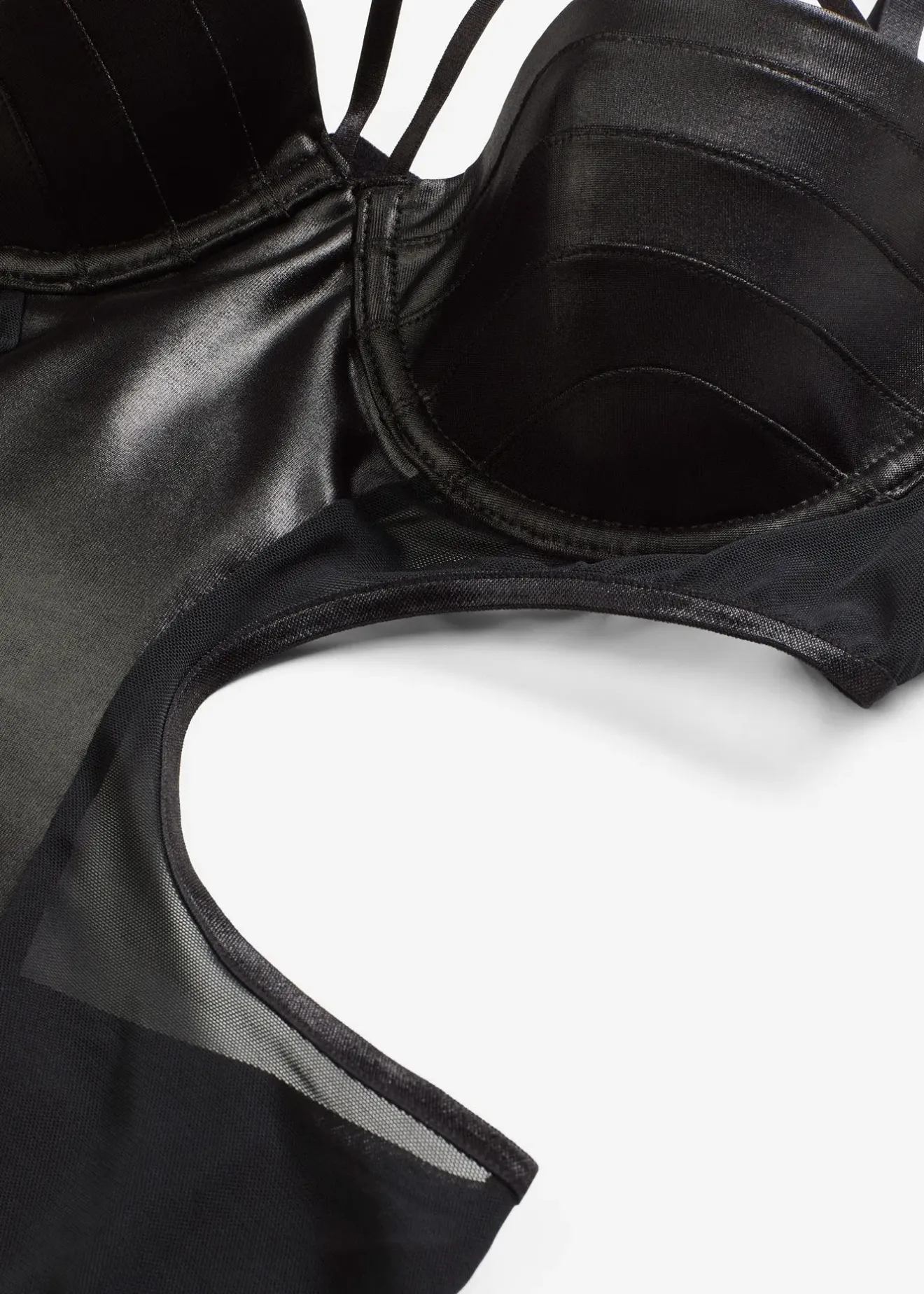 Femme bonprix Lingerie Érotique|Grands Bonnets D-H|Body-string ouvert effet mouillé