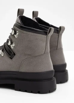 Homme bonprix Boots & Bottines|Boots fourrées à lacets