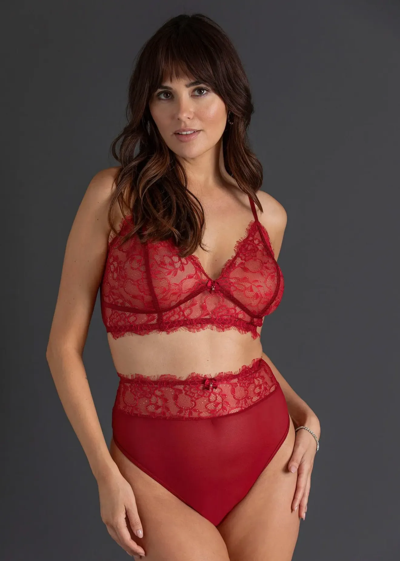 Femme bonprix Lingerie Érotique|Brassière et string taille haute ouvert (ens. 2 pces)