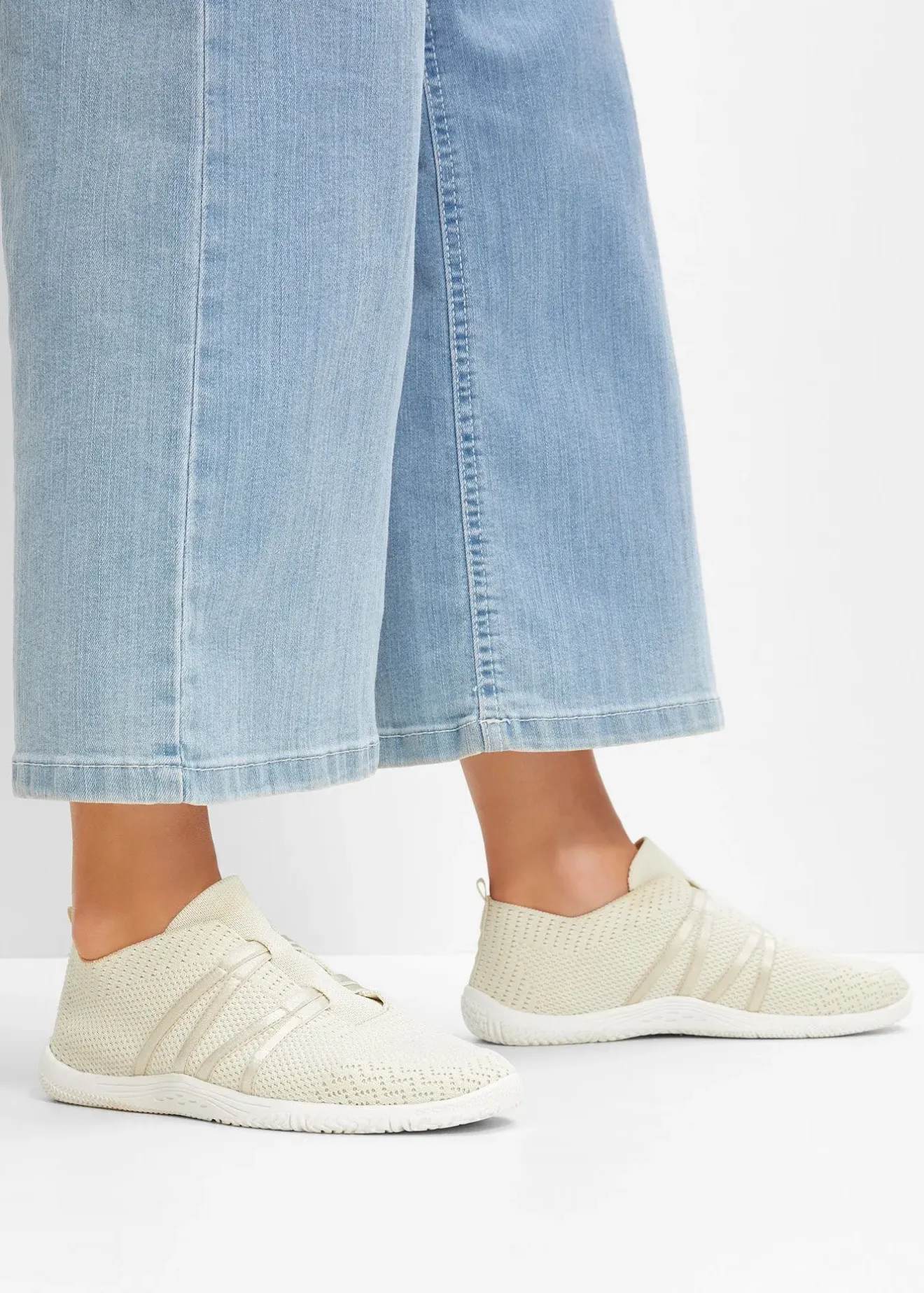 Femme bonprix Chaussures Confort|Slippers & Mocassins|Chaussures pieds nus à semelle souple