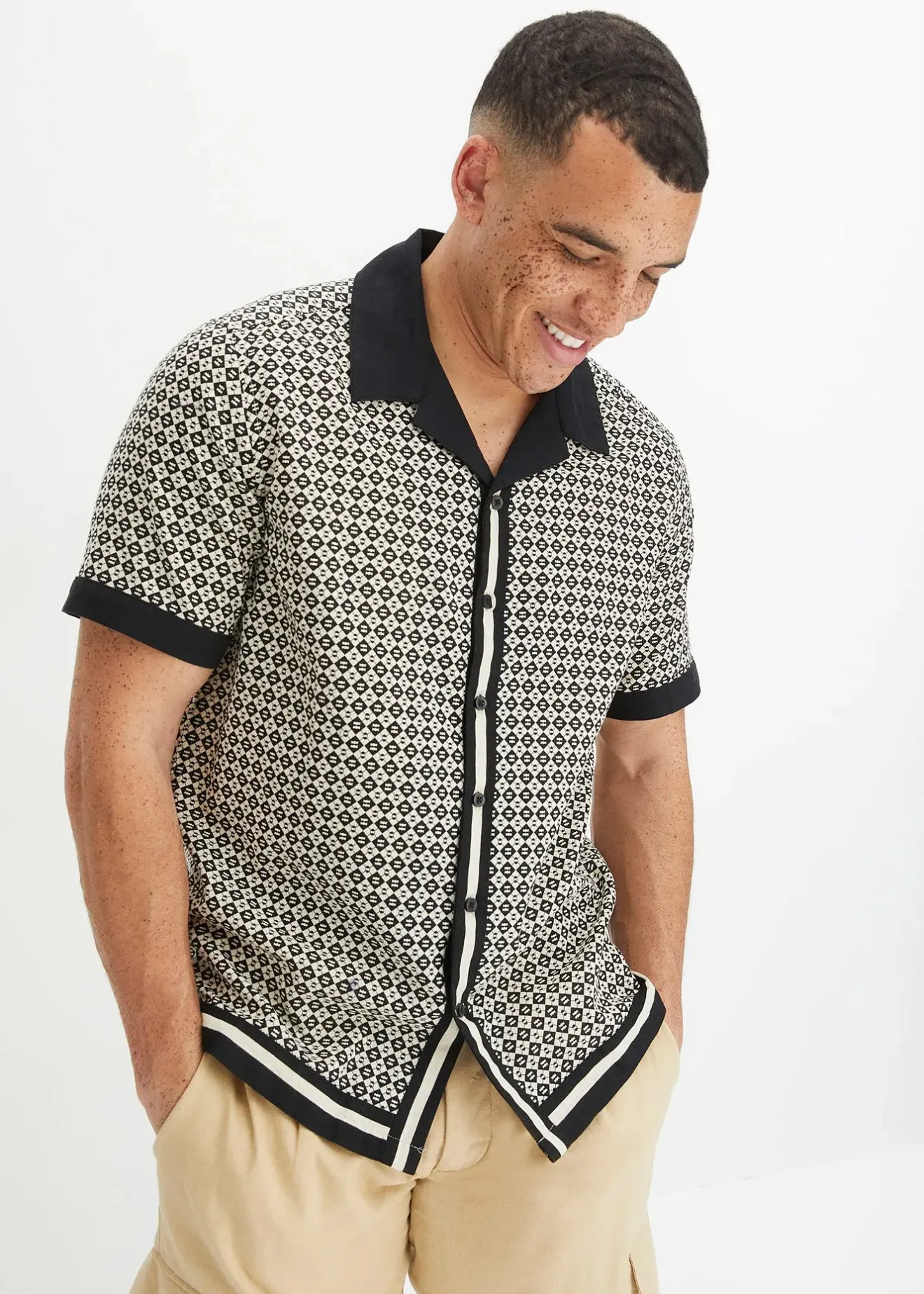 bonprix Chemise manches courtes en lin majoritaire|Homme Chemises
