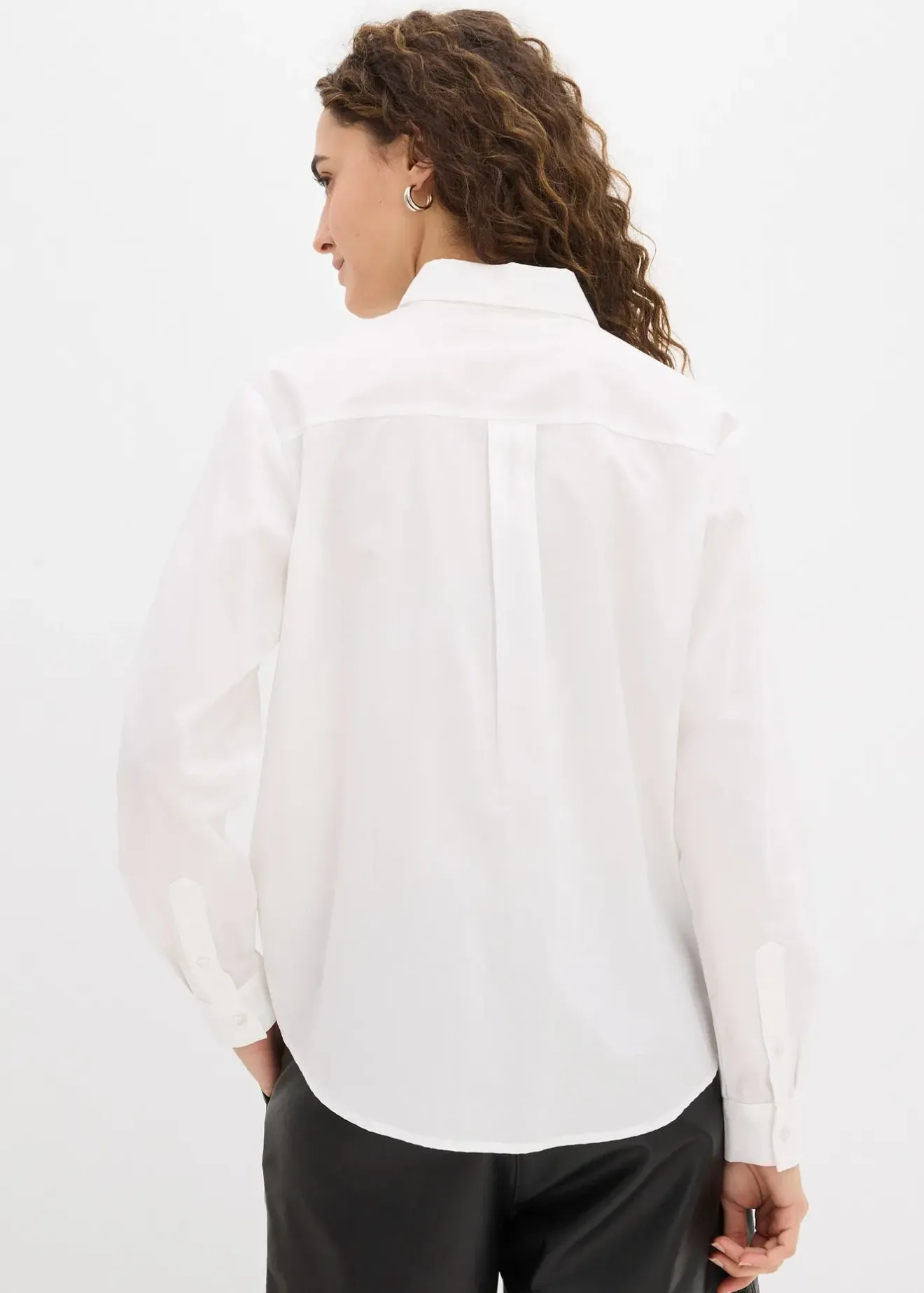 Femme bonprix Chemisiers|Chemise oversize avec poche poitrine contrastante