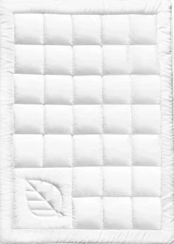 bonprix Couette anti-allergies 4 saisons| Chambre À Coucher·Couettes|Couettes