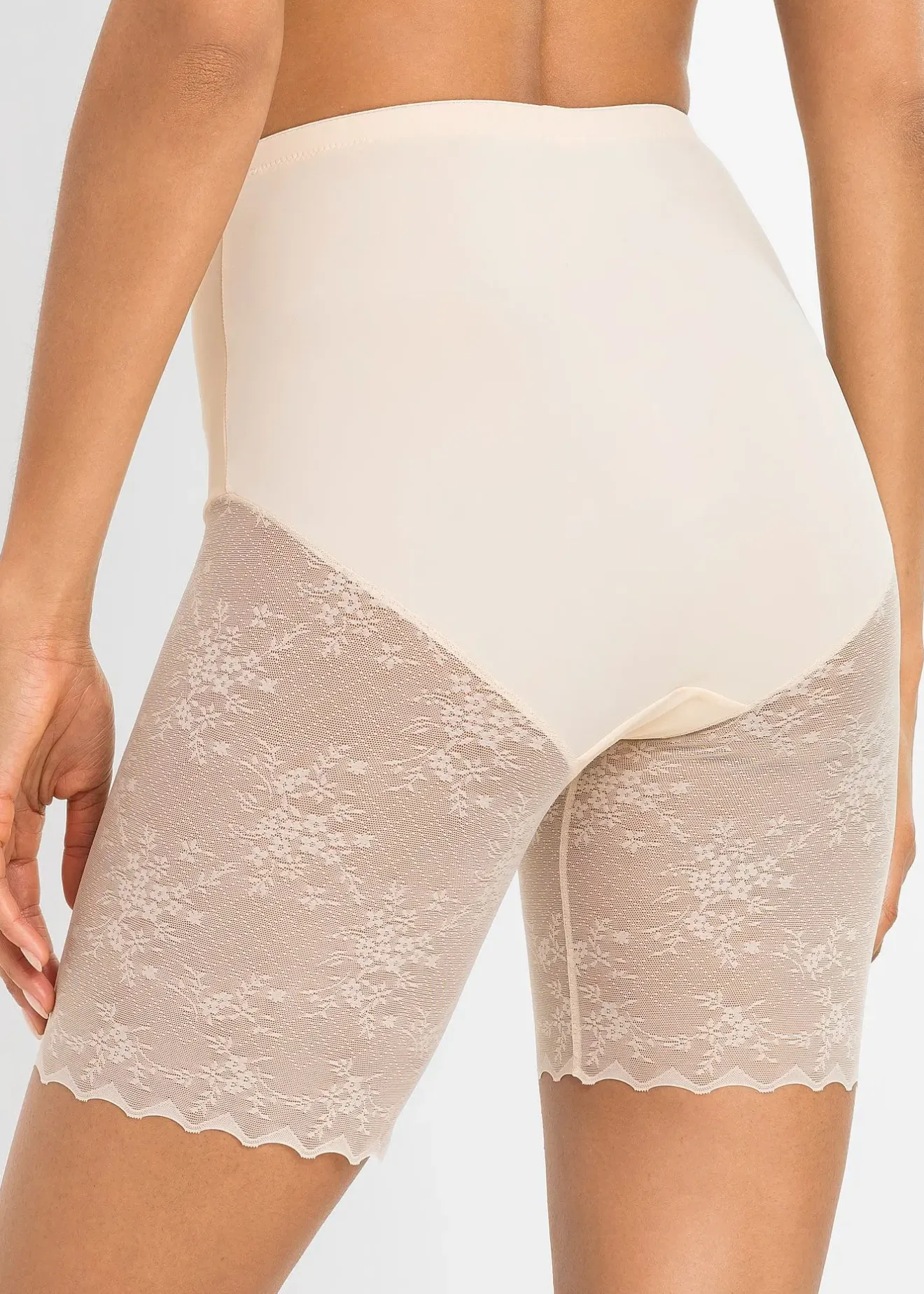 bonprix Cycliste sculptant avec empiècement dentelle, maintien modéré|Femme Cyclistes & Bandes Anti-Frottement|Lingerie Sculptante