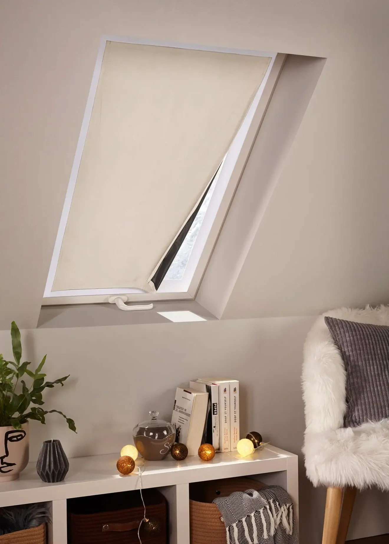 bonprix Film occultant pour fenêtre de toit avec bande auto-agrippante| Design Occultant|Design Occultant