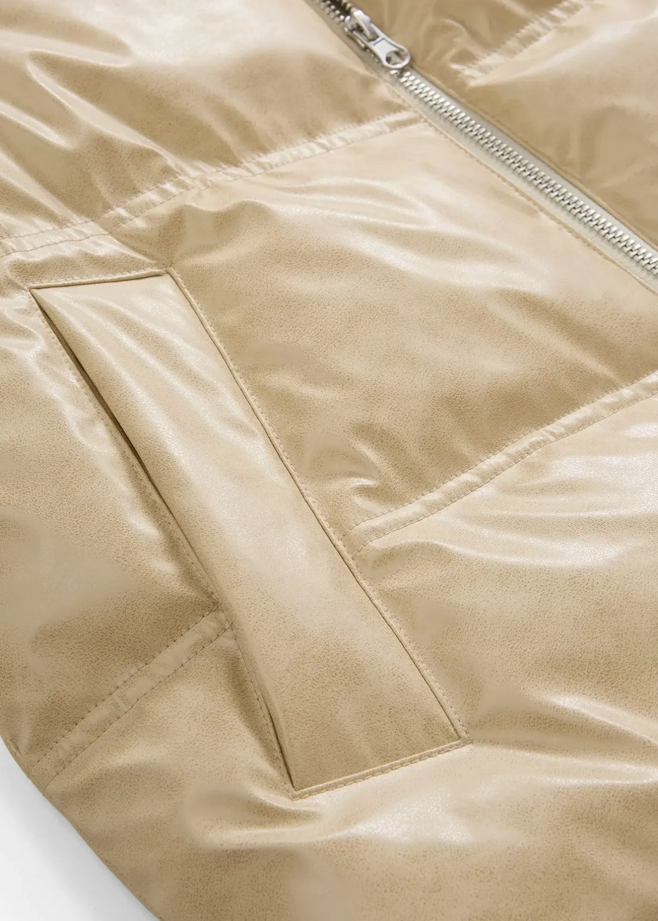 bonprix Gilet sans manches enduit et matelassé|Femme Vestes & Manteaux