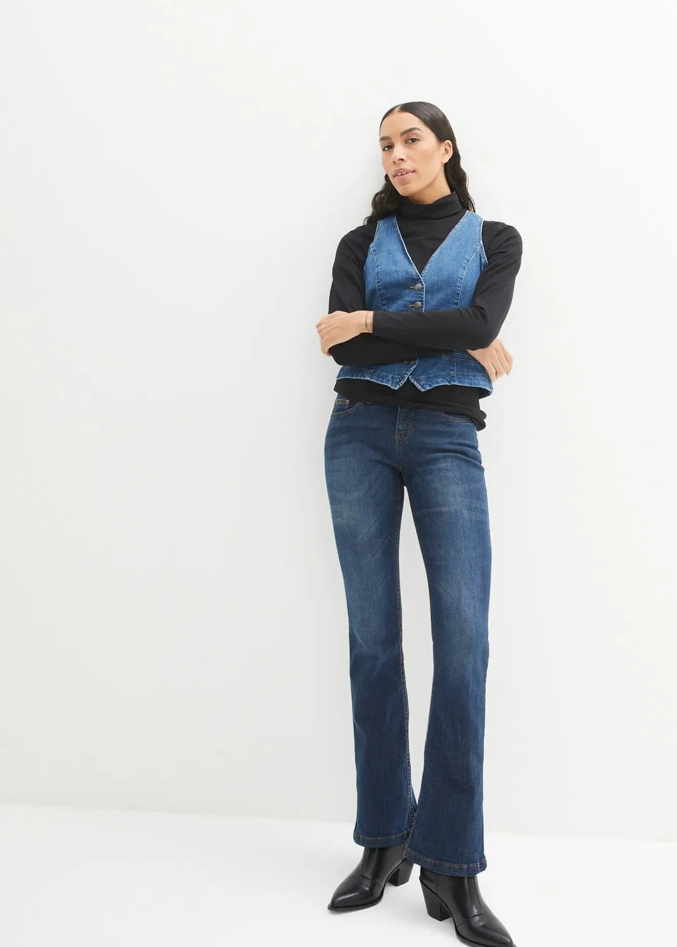bonprix Jean bootcut taille mi-haute, extensible|Femme Tailles Petite|Jeans