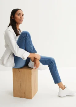 Femme bonprix Jeans|Tailles Petite|Jean droit taille mi-haute, extensible