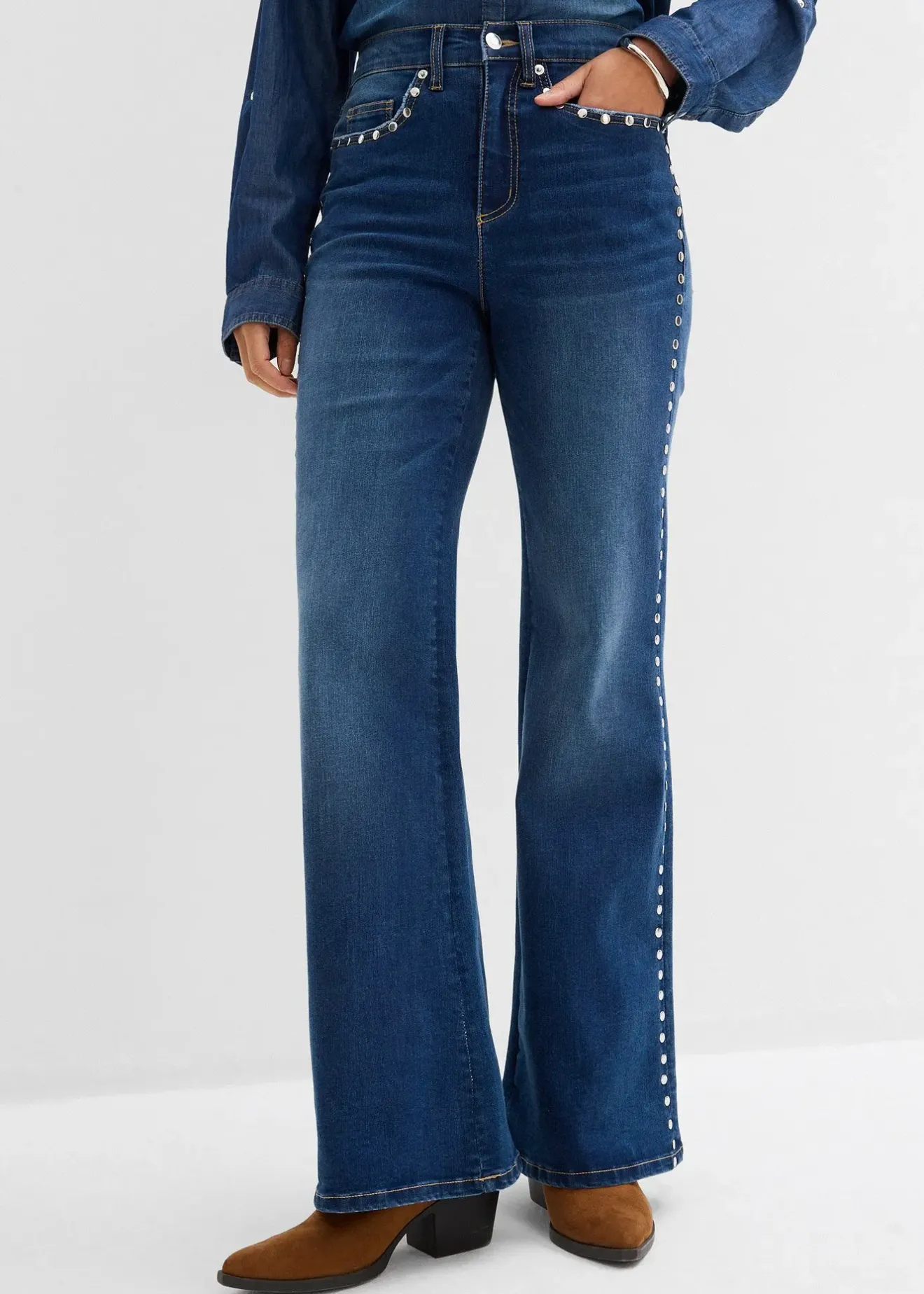 bonprix Jean flare taille haute avec rivets|Femme Jeans