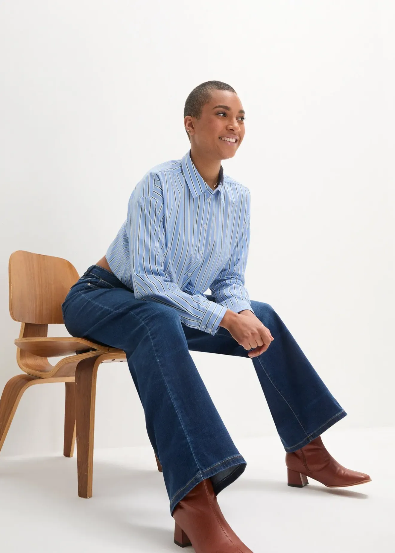 Femme bonprix Jeans|Jean large à taille mi-haute élastiquée