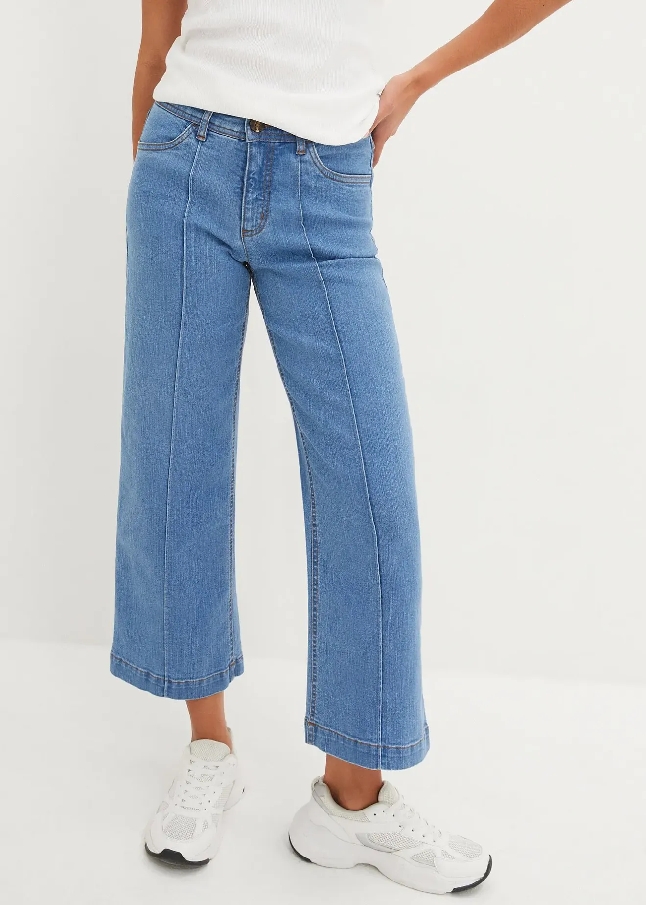 bonprix Jean taille moyenne, jambe évasée, cropped|Femme Jeans