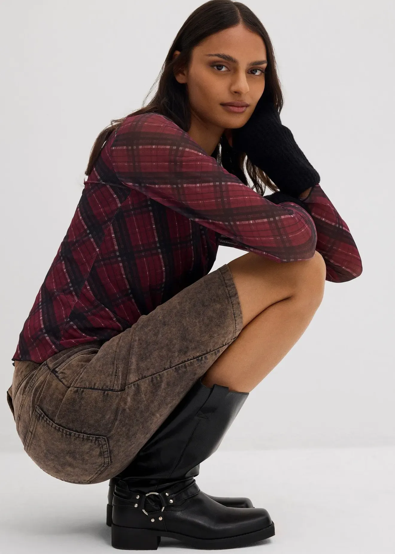 bonprix Jupe courte en velours côtelé délavé|Femme Jupes