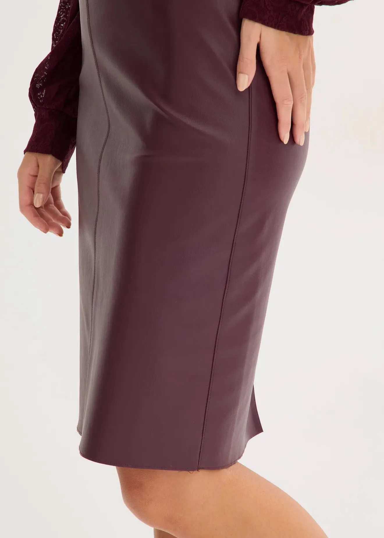 bonprix Jupe crayon en suédine, longueur genou|Femme Jupes