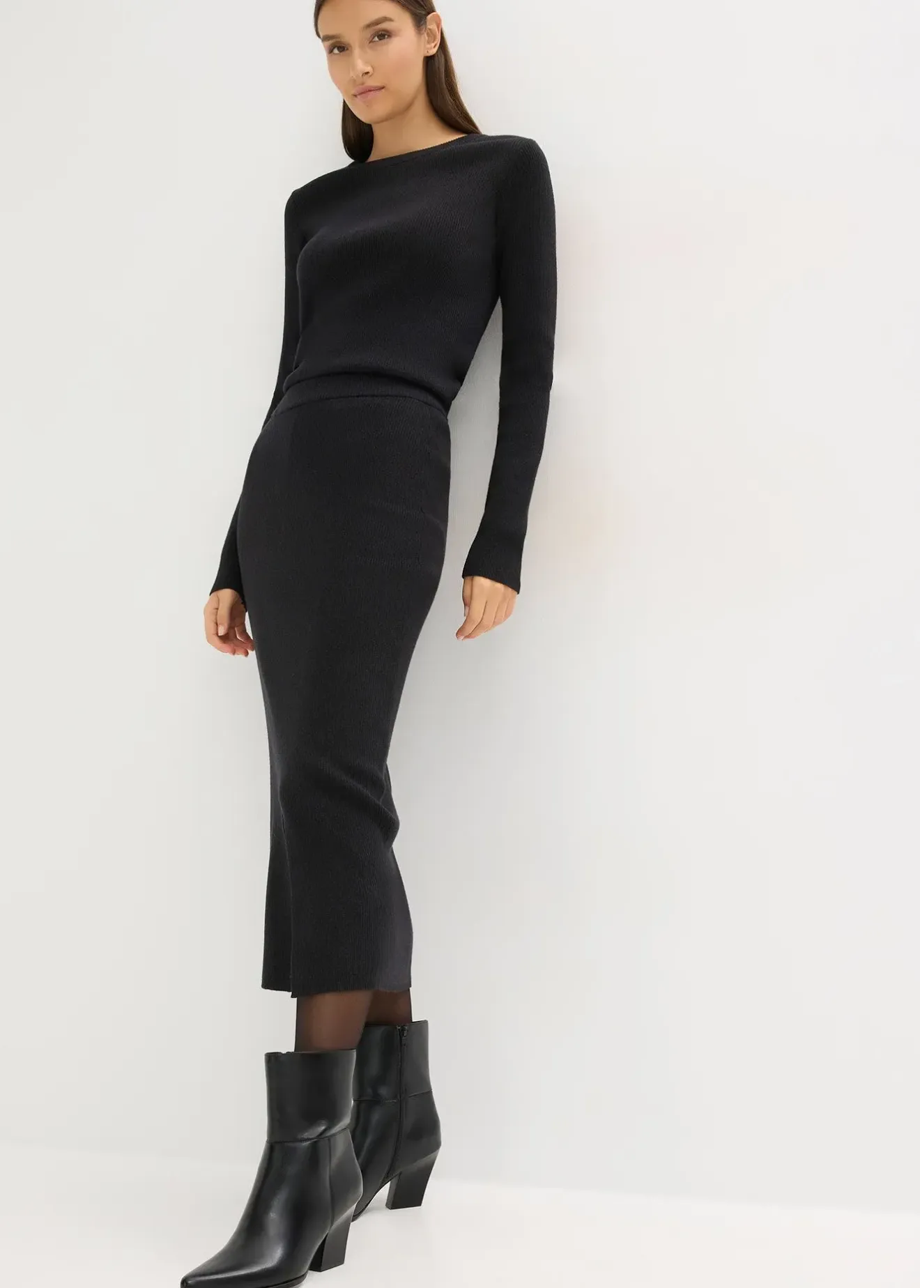 bonprix Jupe douce en fine maille de viscose mélangée|Femme Jupes