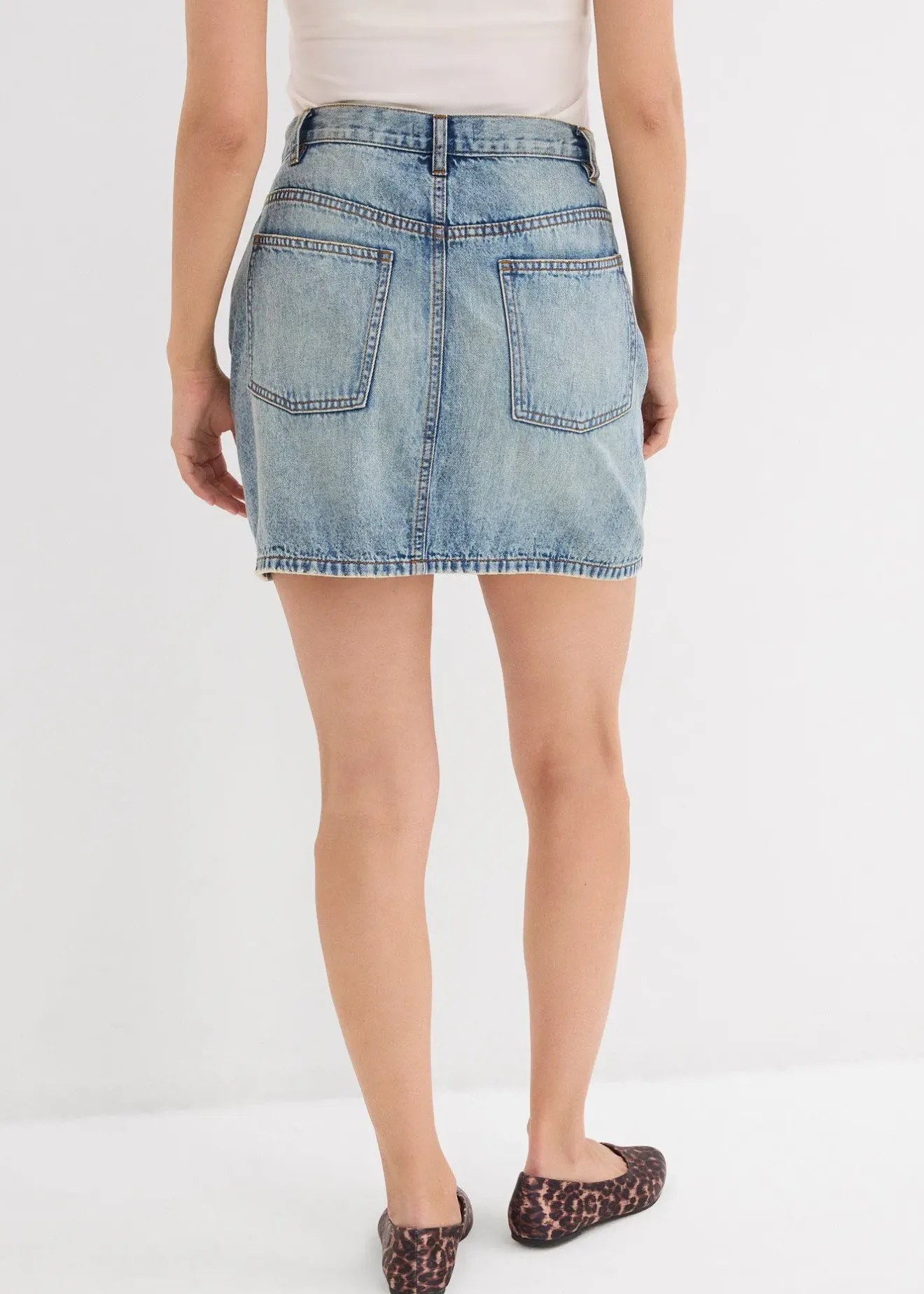 Femme bonprix Jupes|Jupe en jean à fermeture décalée asymétrique