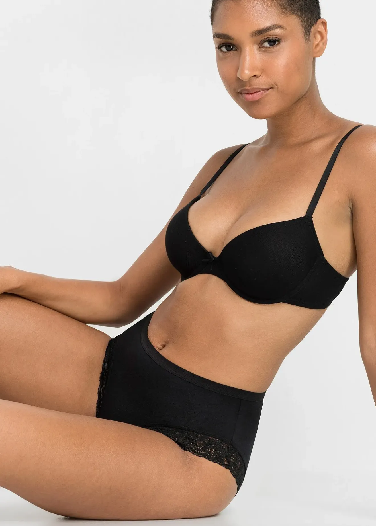 bonprix Lot de 4 slips maxi coton et dentelle|Femme Lingerie Coton|Bas