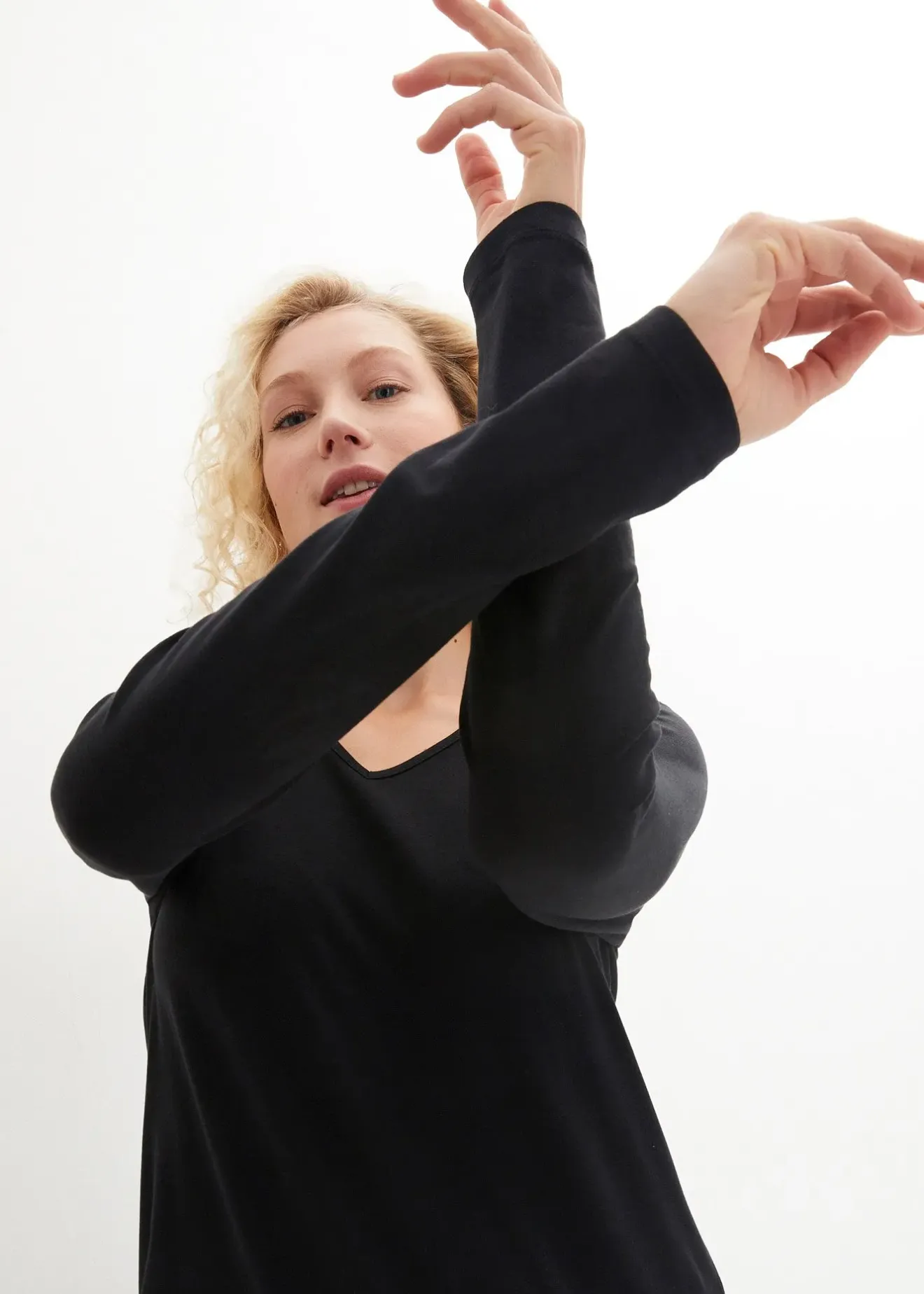 bonprix Lot de 2 T-shirts manches longues près du corps|Femme Basiques|T-Shirts & Tops