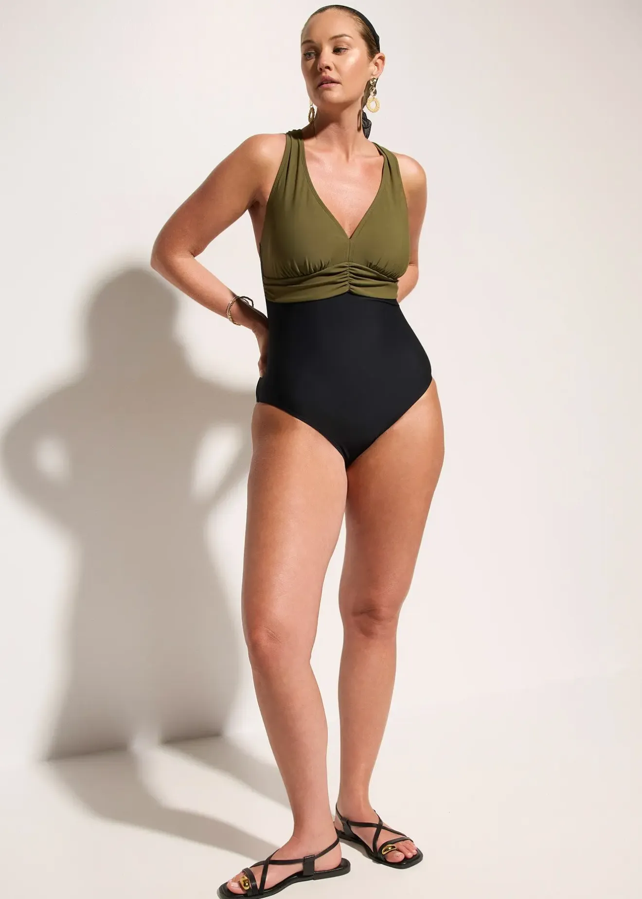 Femme bonprix Maillots De Bain Gainants|Maillots 1 Pièce|Maillot 1 pièce sculptant, maintien léger, encolure V