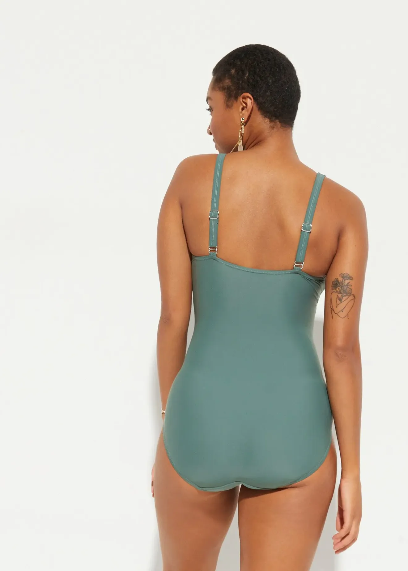 bonprix Maillot 1 pièce sculptant style croisé, maintien modéré|Femme Maillots De Bain Gainants|Maillots 1 Pièce