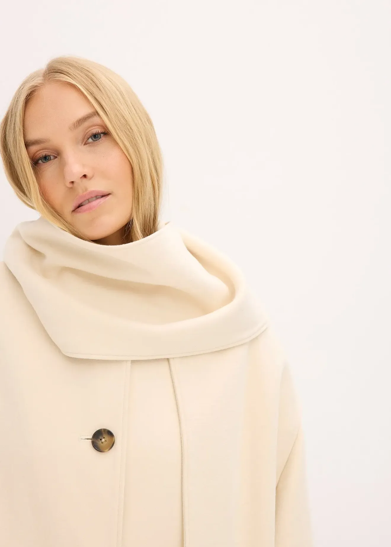 bonprix Manteau oversize avec deux poches discrètes|Femme Vestes & Manteaux