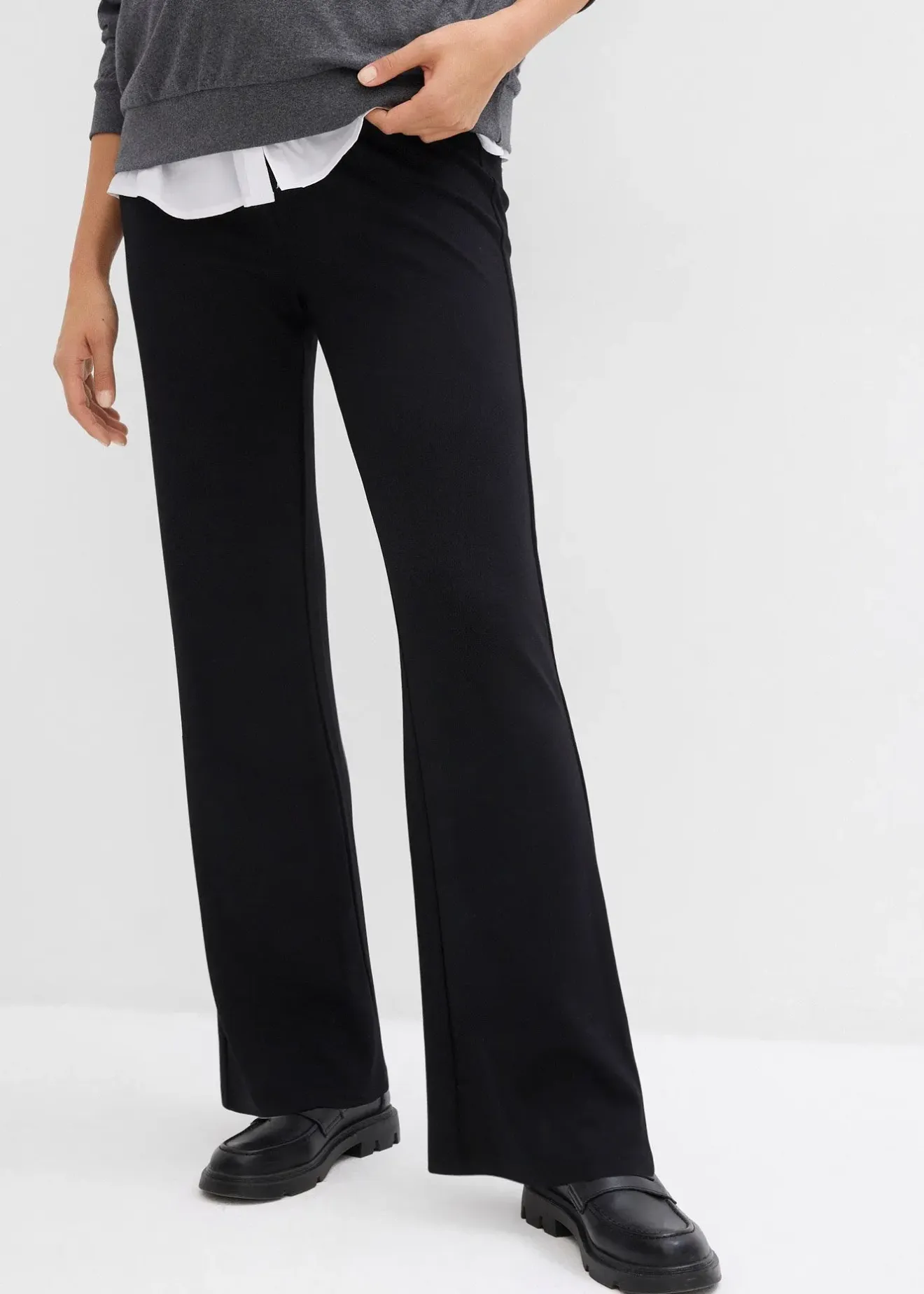 bonprix Pantalon de grossesse en jersey milano, jambes légèrement évasées|Femme Femme Enceinte