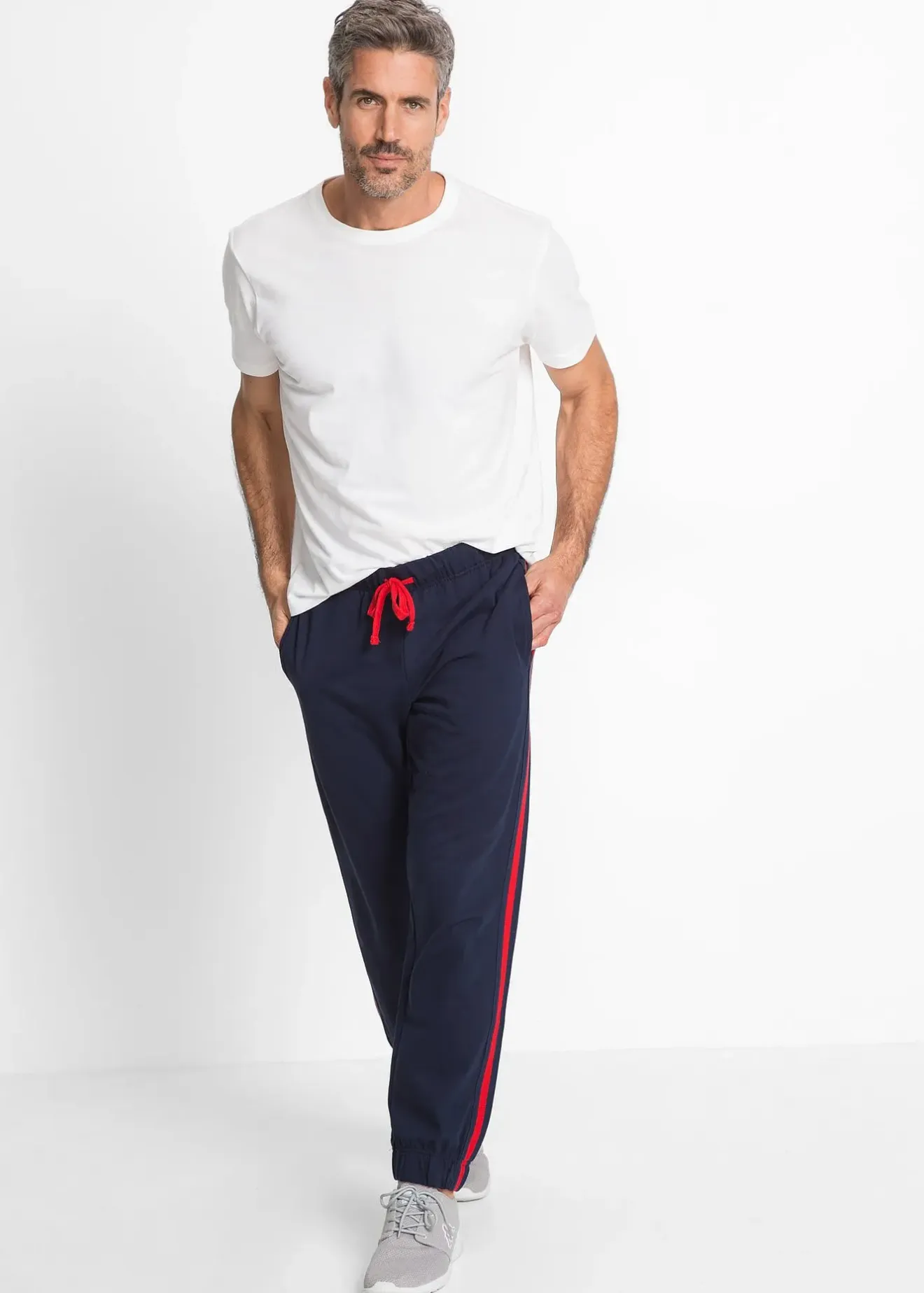 bonprix Pantalon de jogging à détails contrastants|Homme Vêtements De Sport|Sweats