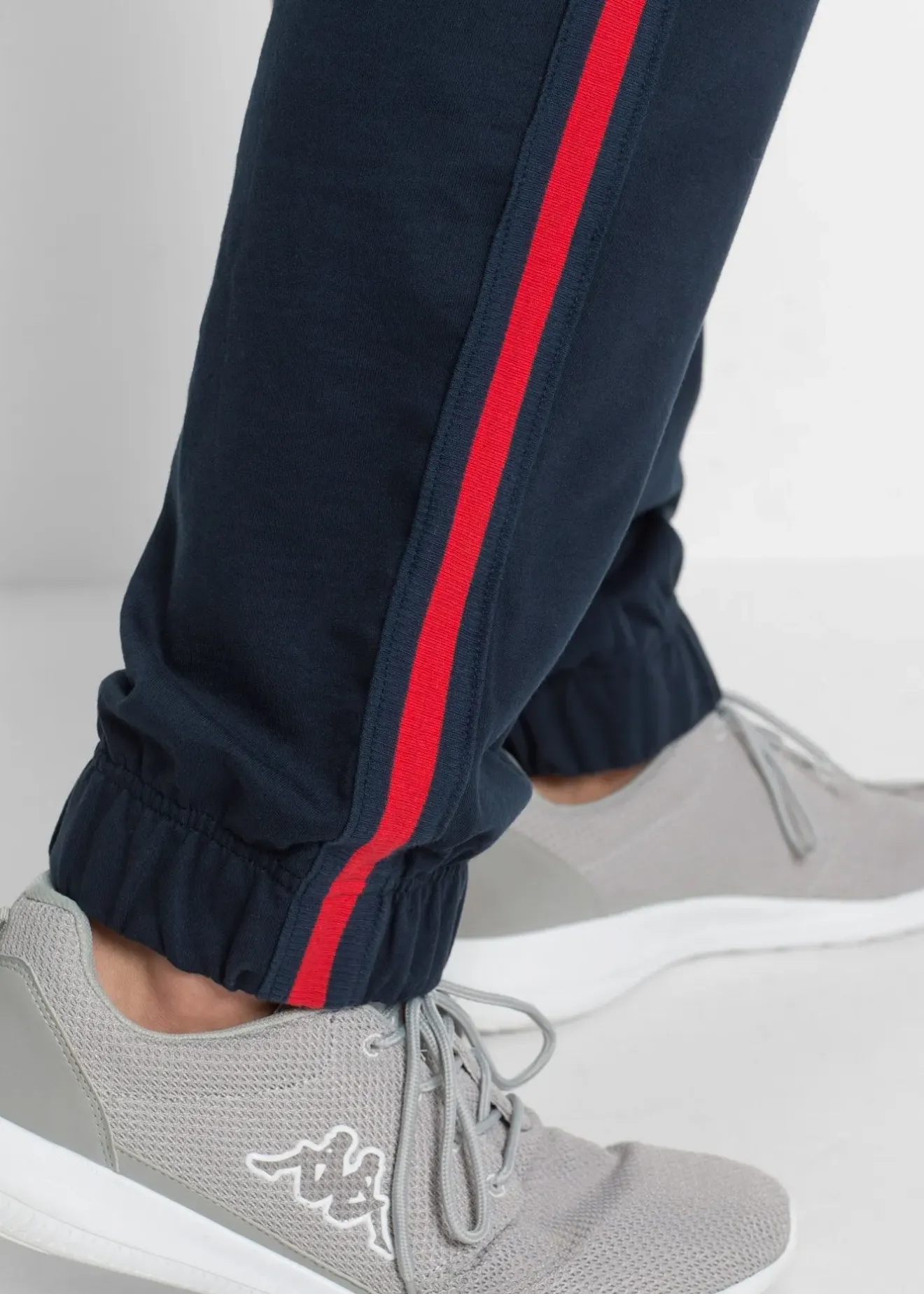bonprix Pantalon de jogging à détails contrastants|Homme Vêtements De Sport|Sweats