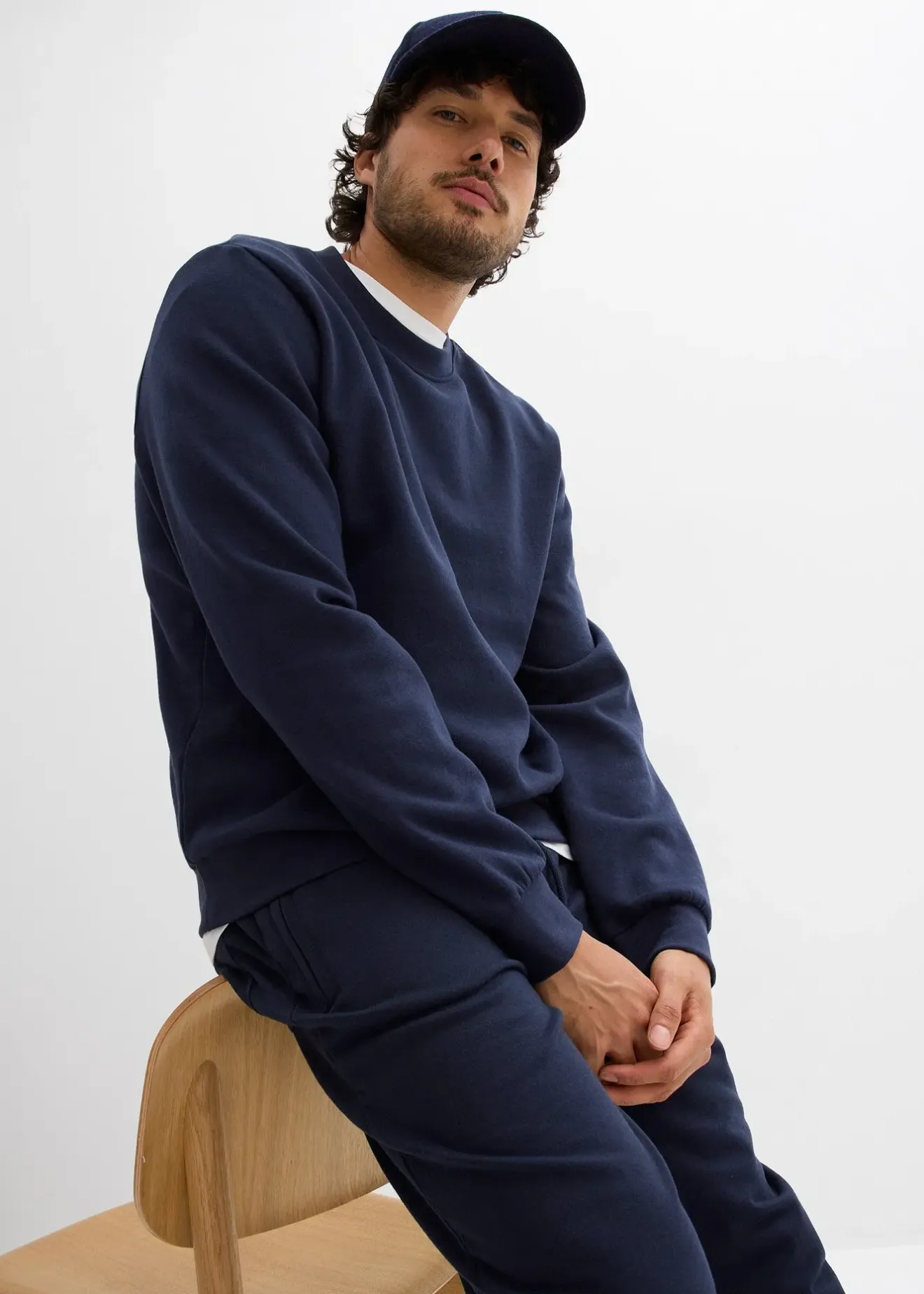 bonprix Pantalon de jogging à poches zippées pratiques|Homme Vêtements De Sport|Sweats