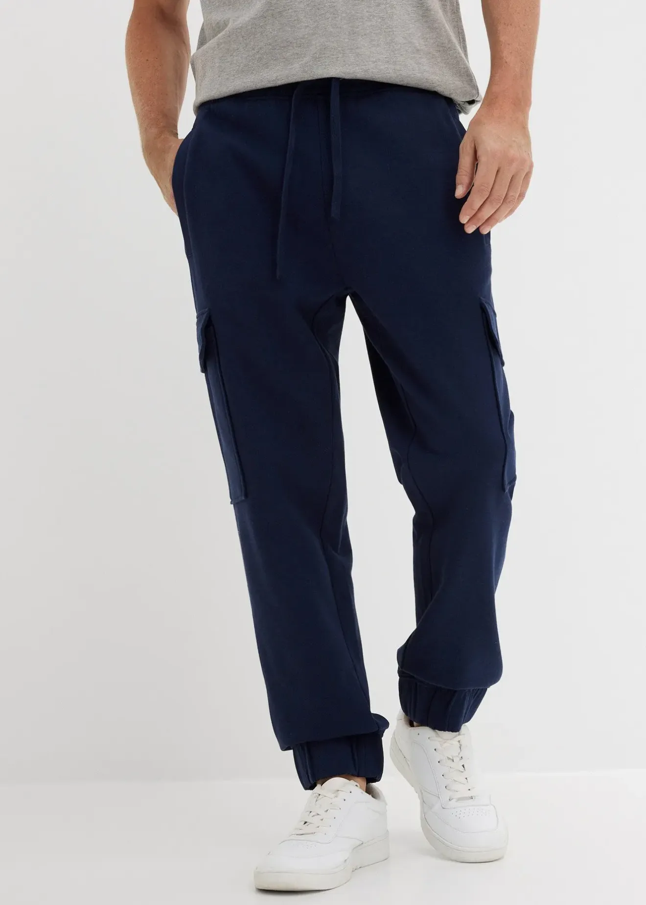 bonprix Pantalon de jogging avec poches cargo, loose|Homme Vêtements De Sport|Pantalons
