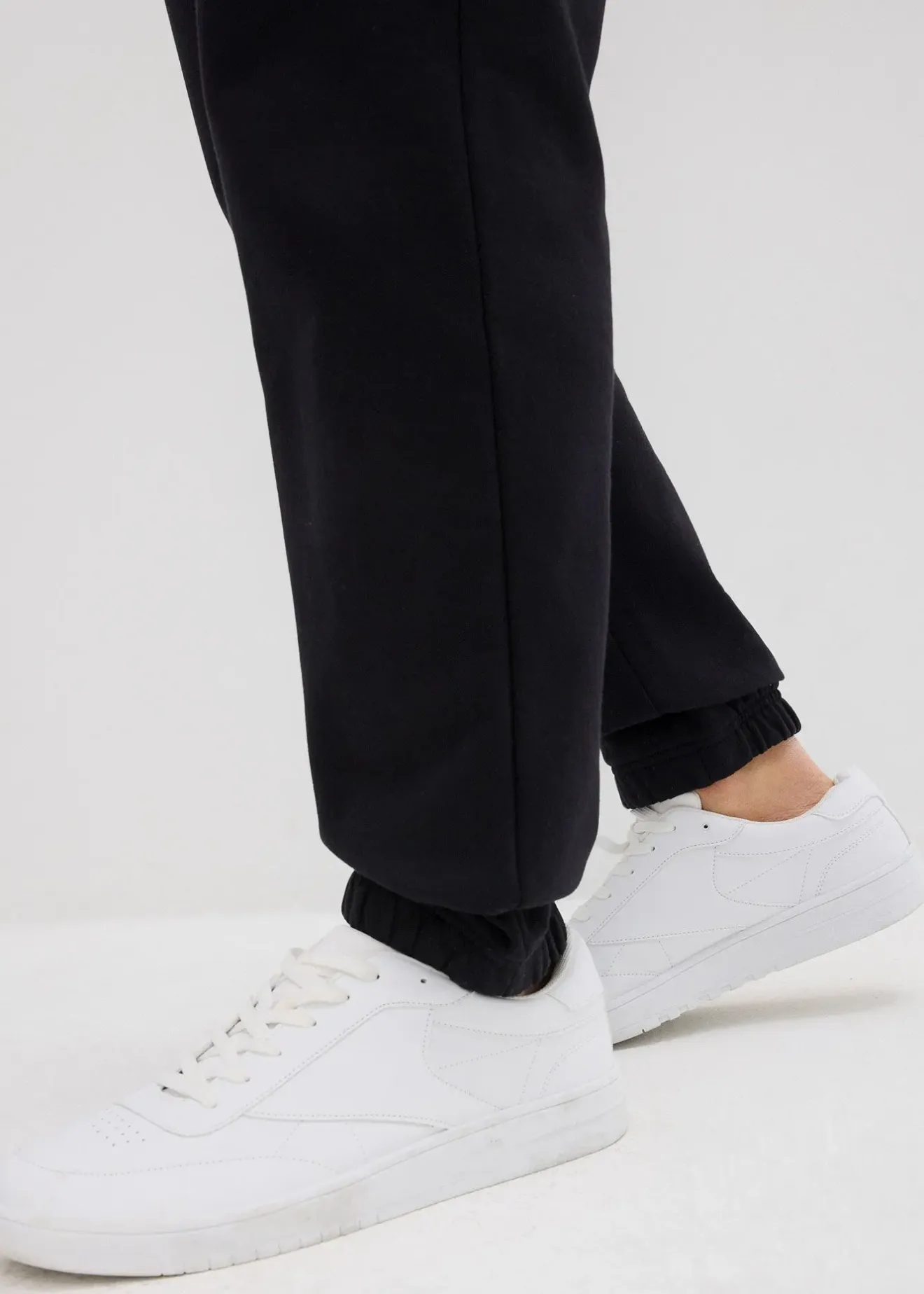 Homme bonprix Vêtements De Sport|Sweats|Pantalon de jogging, loose