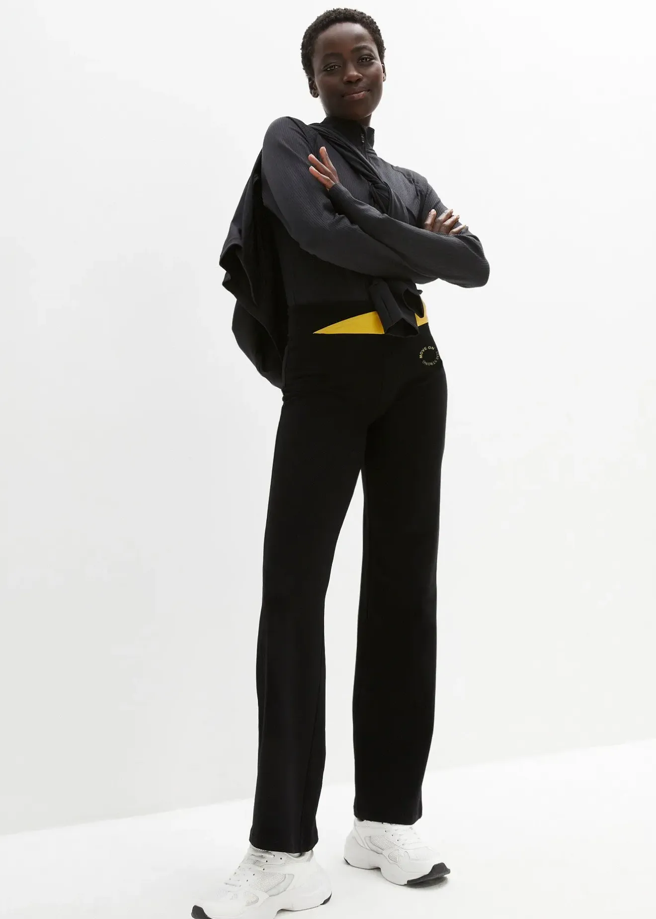 bonprix Pantalon de sport en coton, jambes évasées|Femme Vêtements De Sport|Pantalons