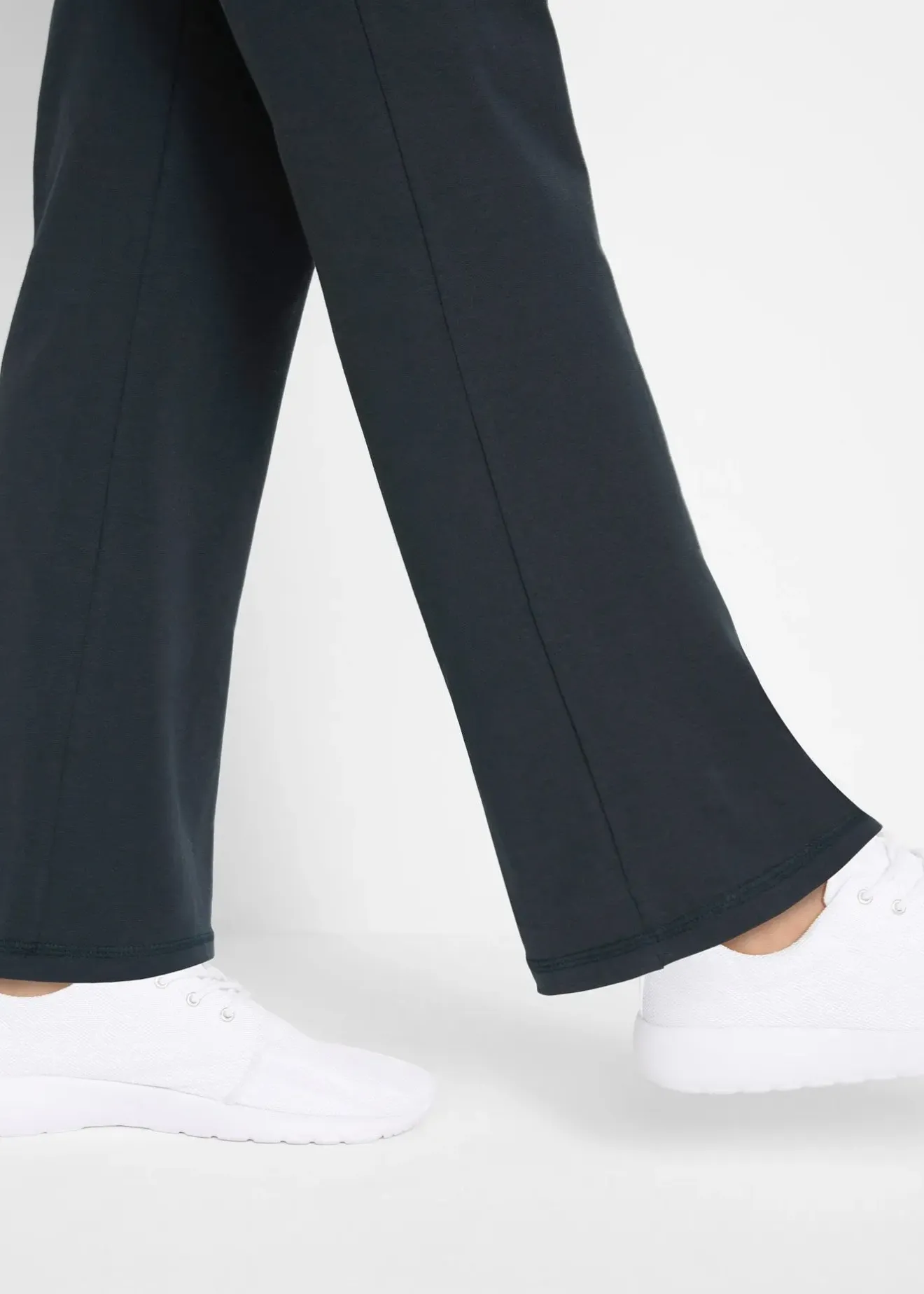 Femme bonprix Vêtements De Sport|Pantalons|Pantalon de sport en coton, jambes évasées