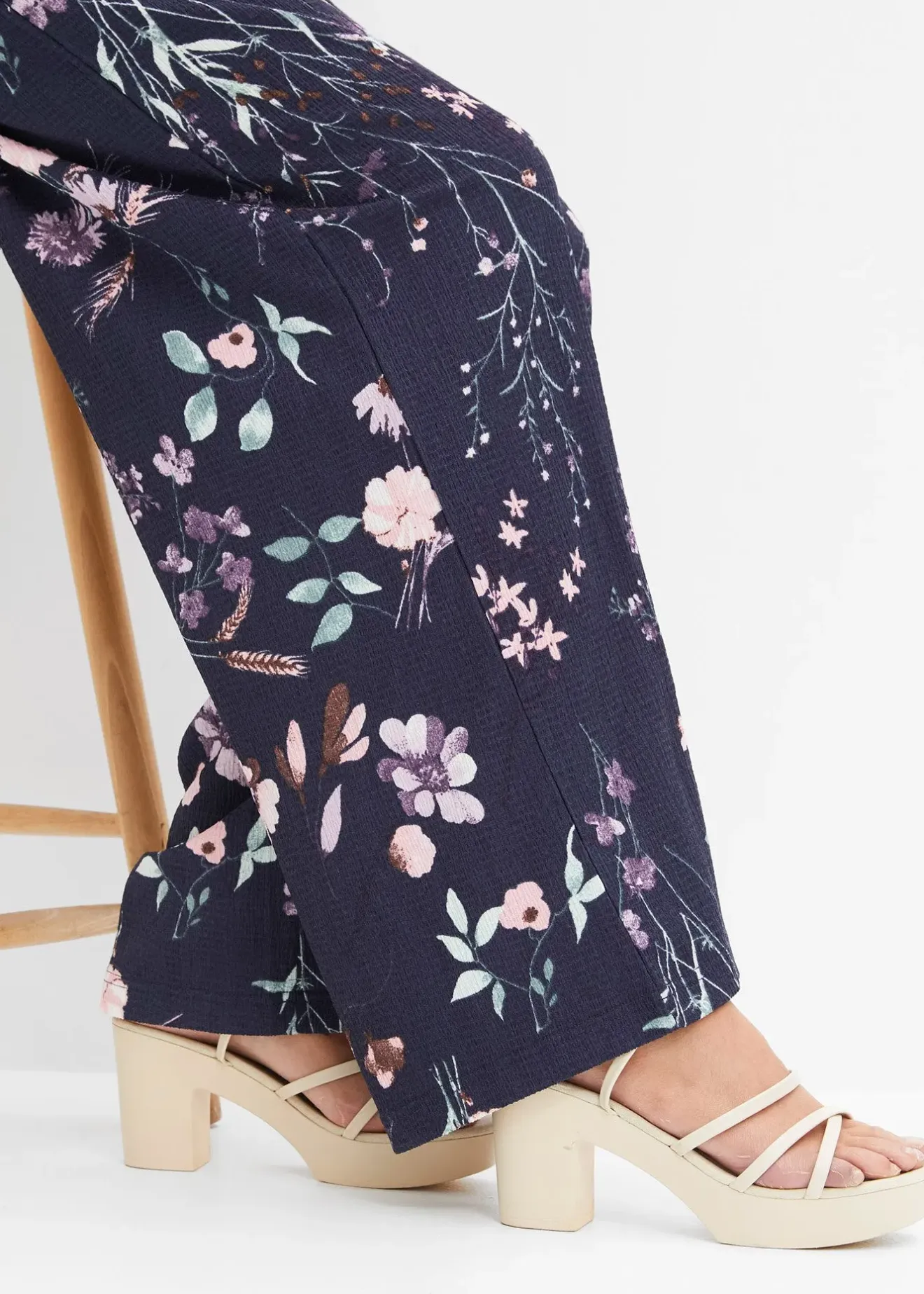 bonprix Pantalon en jersey de crêpe léger|Femme Pantalons