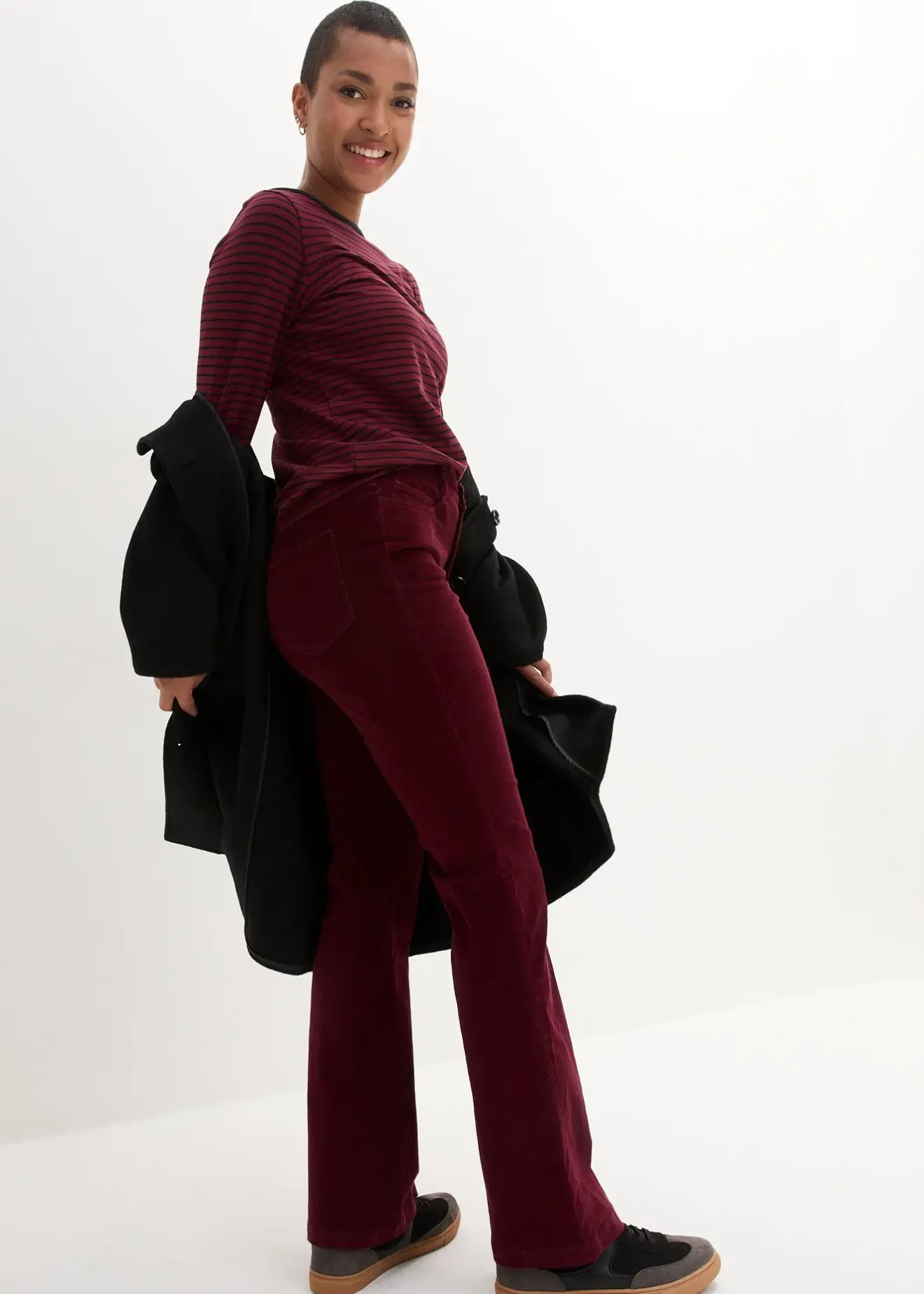 Femme bonprix Pantalons|Pantalon en velours côtelé extensible avec taille haute confortable