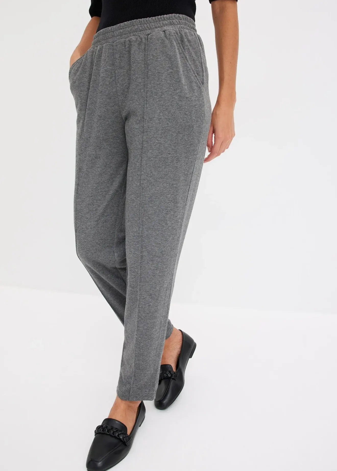 bonprix Pantalon élastiqué avec nervures devant|Femme Pantalons