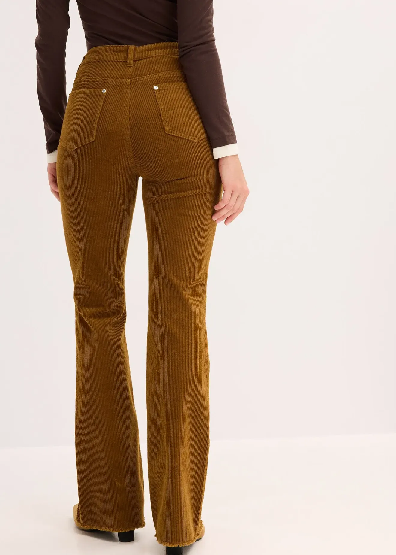 Femme bonprix Pantalons|Pantalon évasé en velours côtelé