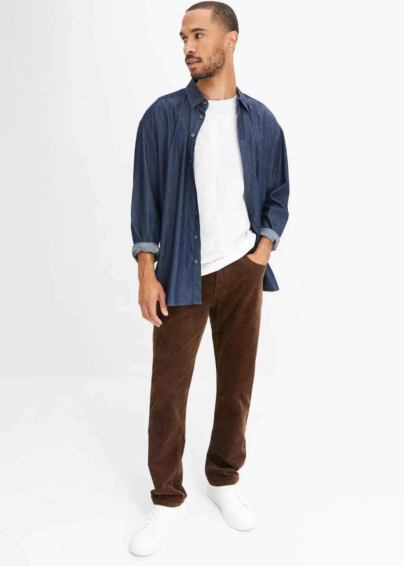 Homme bonprix Pantalons|Pantalon velours côtelé extensible Regular Fit, confortable