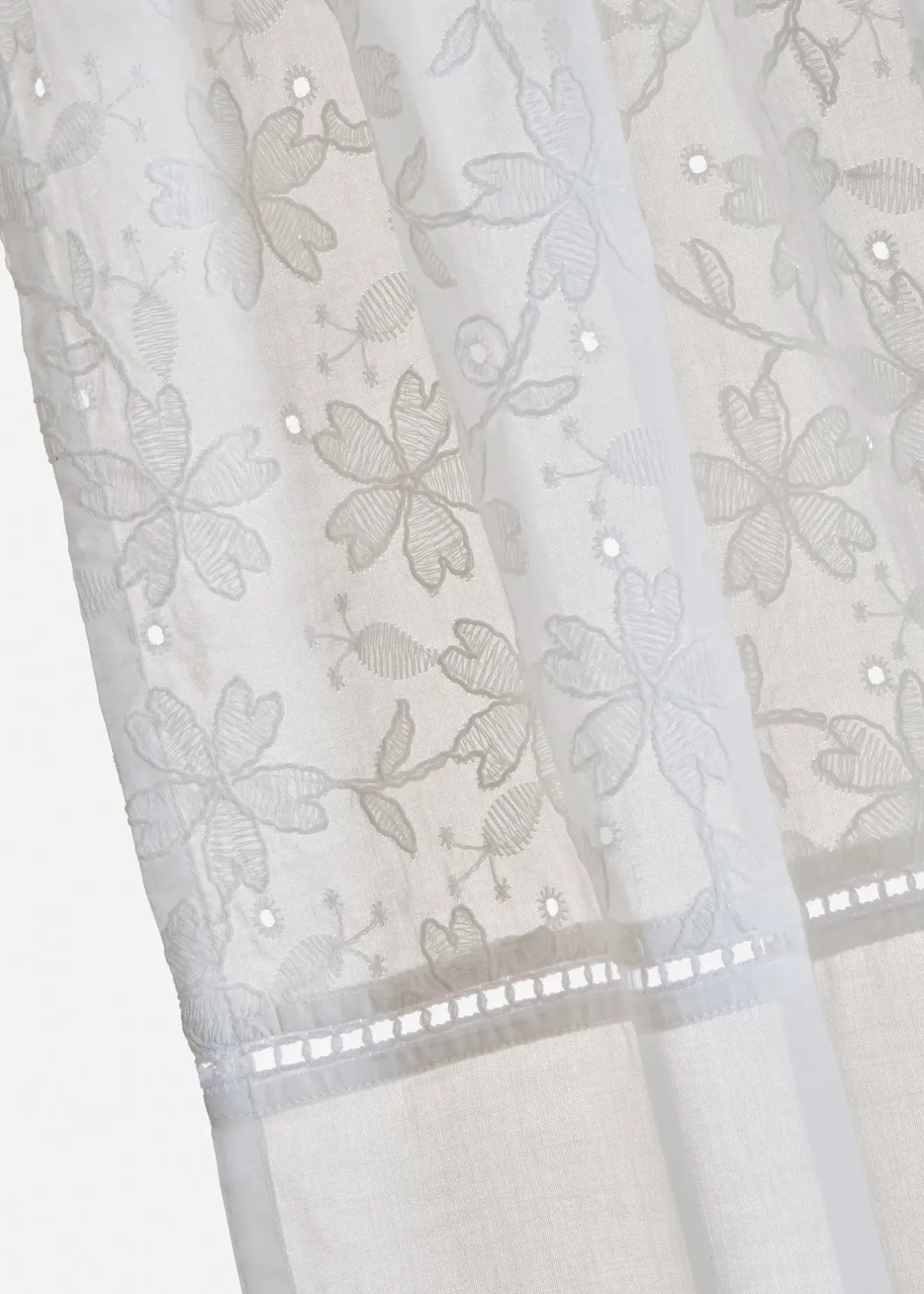 bonprix Salon·Rideaux & Voilages|Rideaux Classiques|Rideau en coton avec broderie (1 pce)