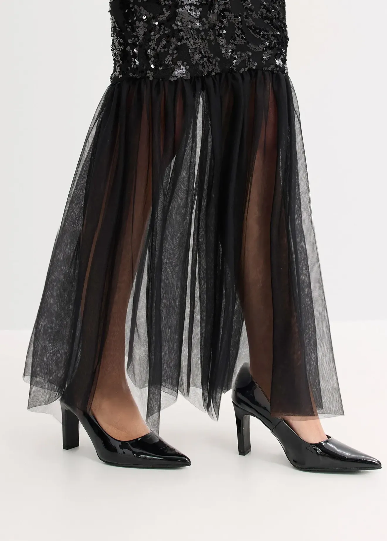 Femme bonprix Mode Festive|Robes|Robe à sequins et base volantée