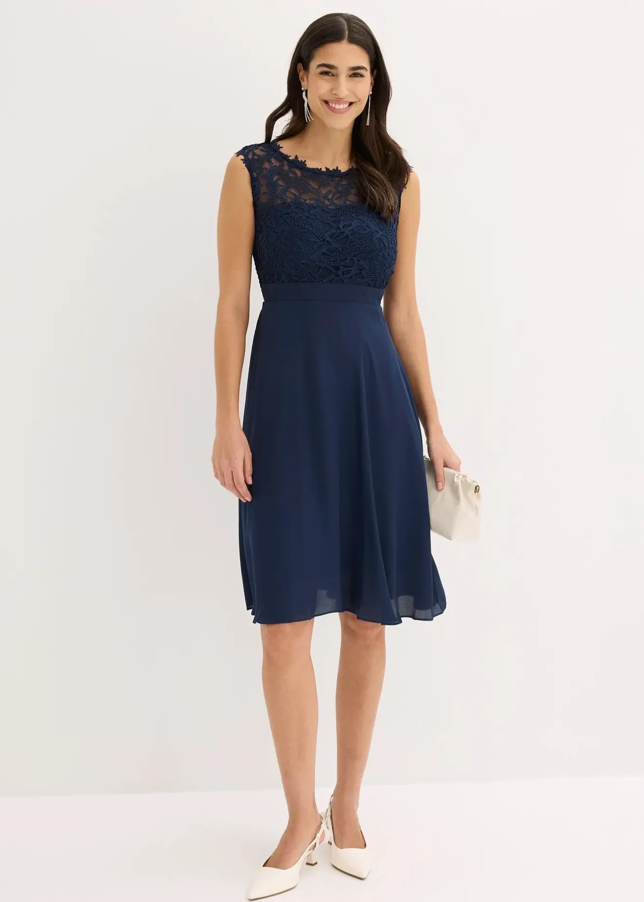 bonprix Robe courte à dentelle|Femme Mode Festive|Robes