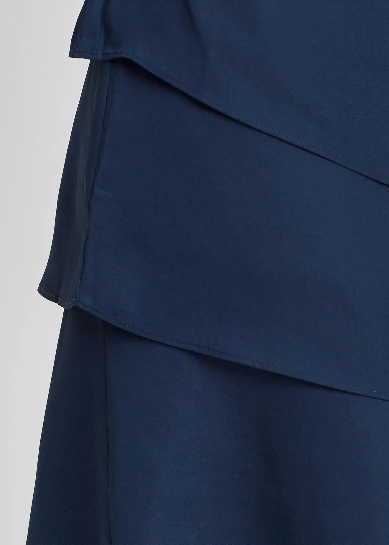 bonprix Robe courte look superposé avec accessoire sur l’épaule|Femme Mode Festive|Robes