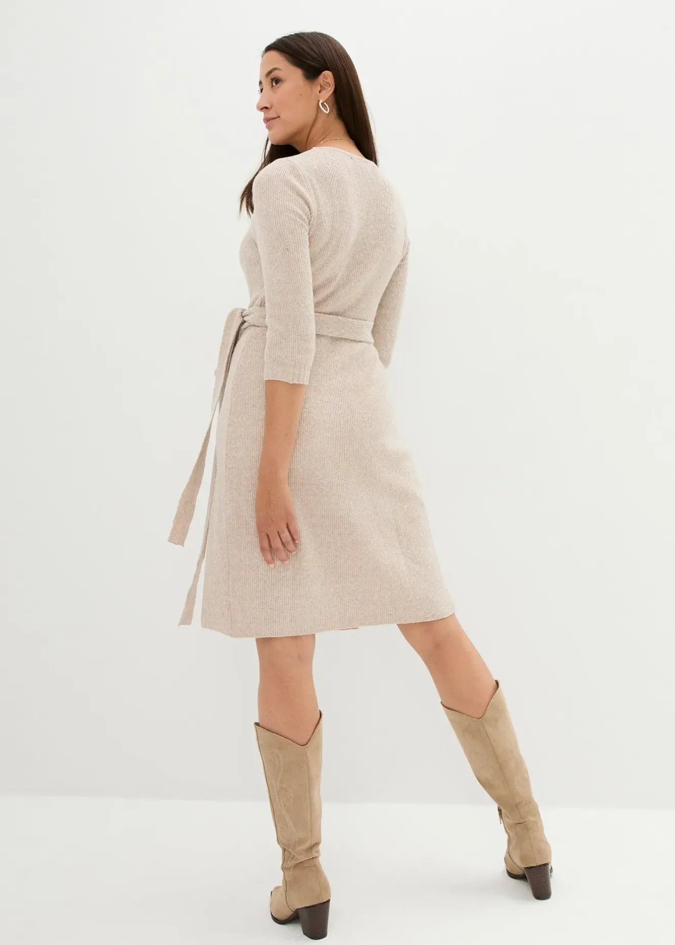 bonprix Robe de grossesse/d’allaitement en maille ultra douce à manches 3/4|Femme Femme Enceinte