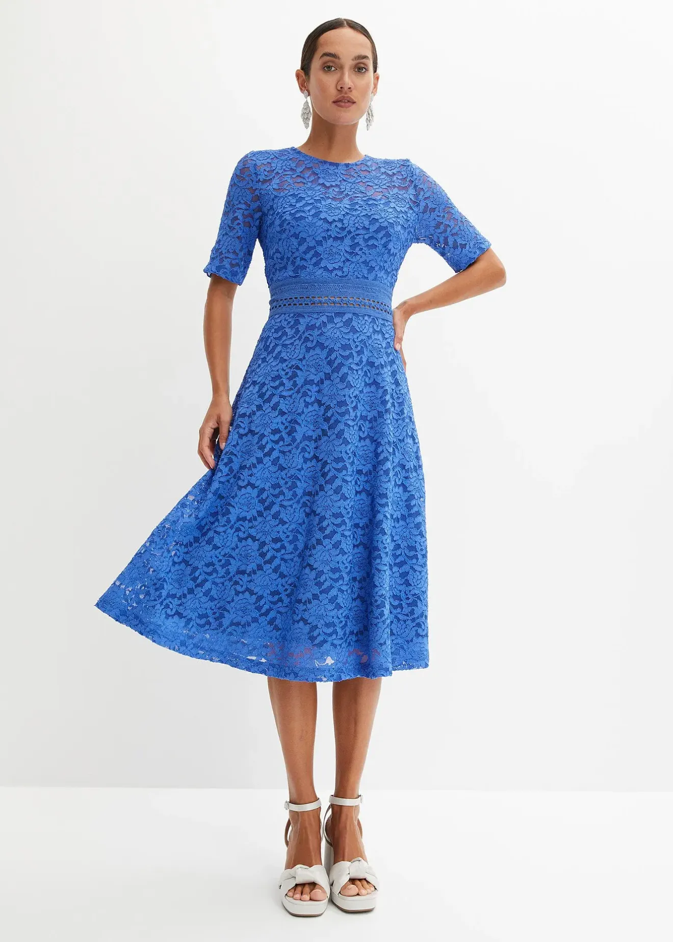 bonprix Robe en dentelle avec empiècement crochet|Femme Mode Festive|Robes